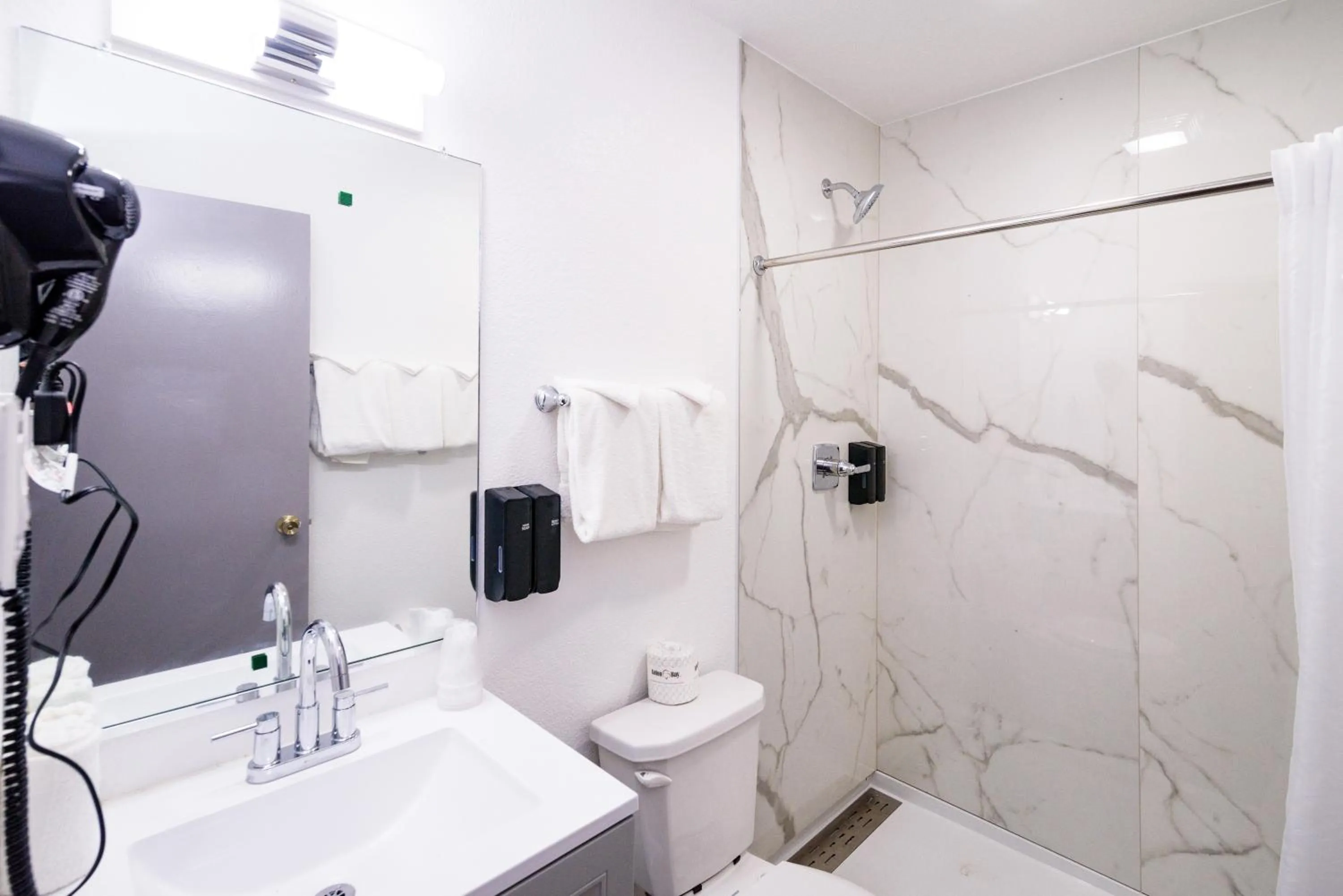 Outer Banks Motor Lodge