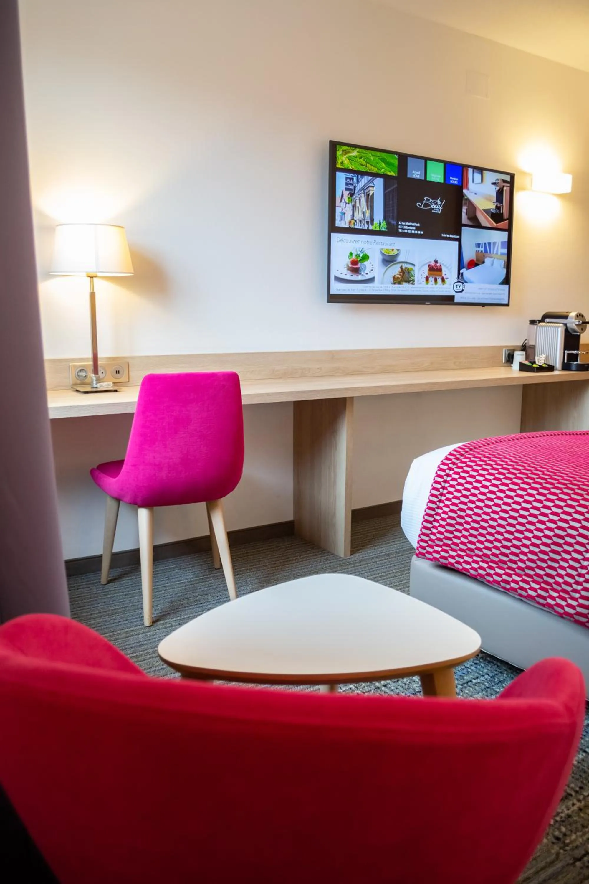 Bedroom in Hôtel Restaurant Au Boeuf