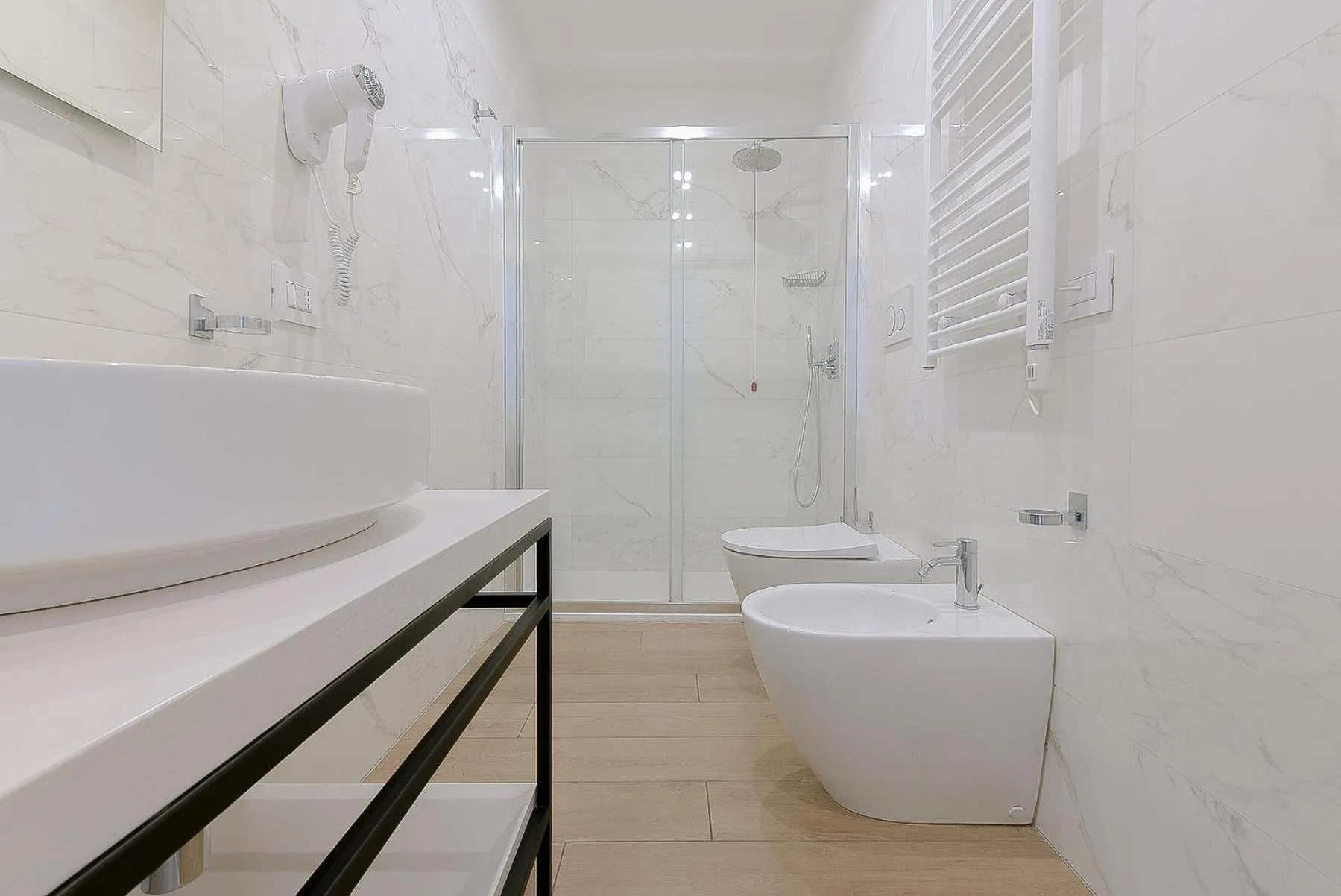 Bathroom in Amendola Central Station