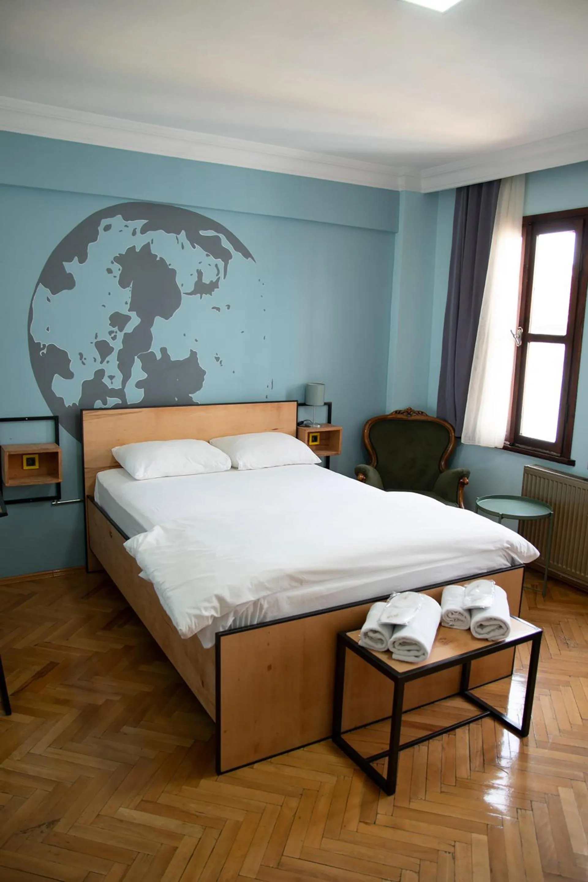 Bedroom, Bed in YOLO Hostel