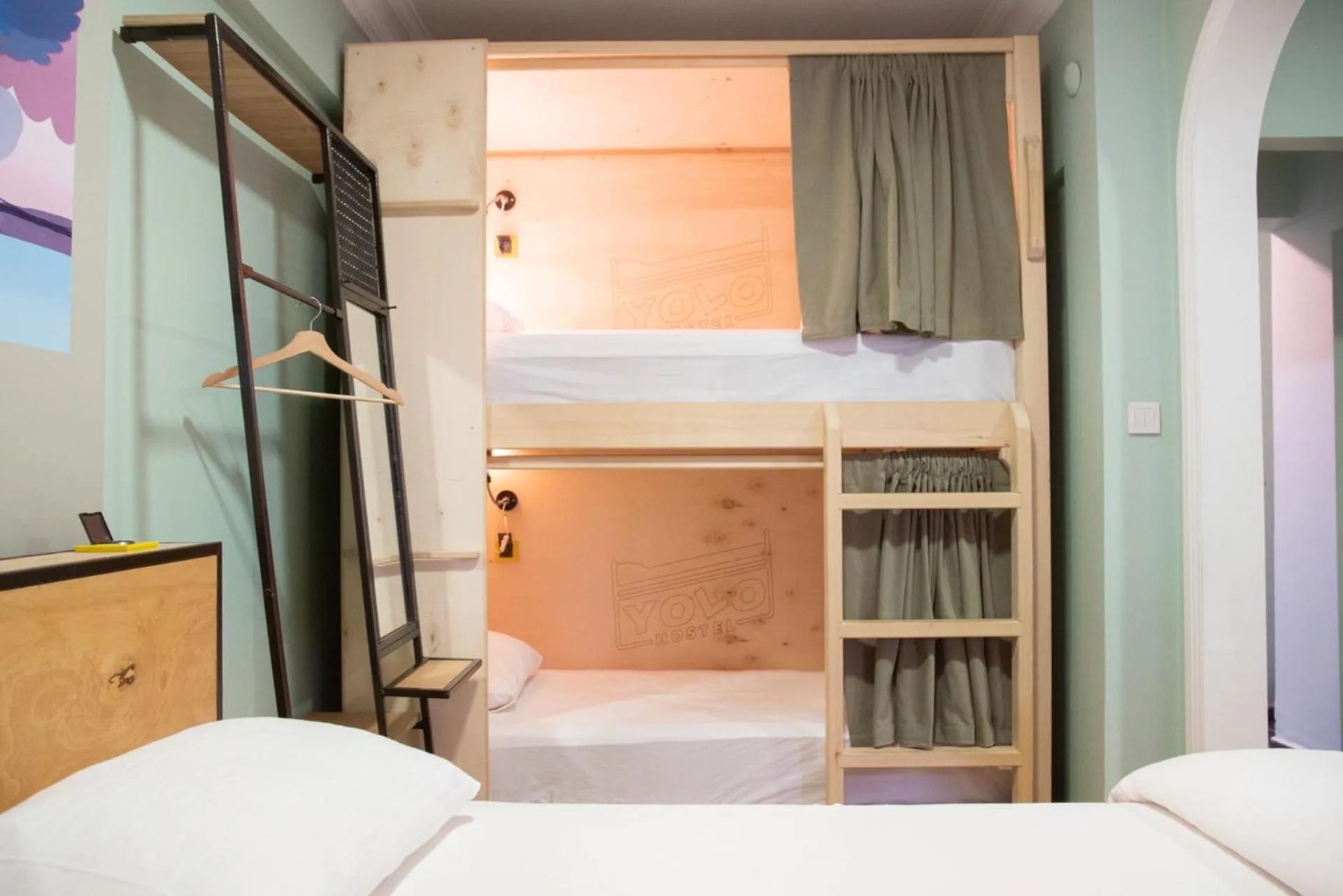 bunk bed, Bed in YOLO Hostel