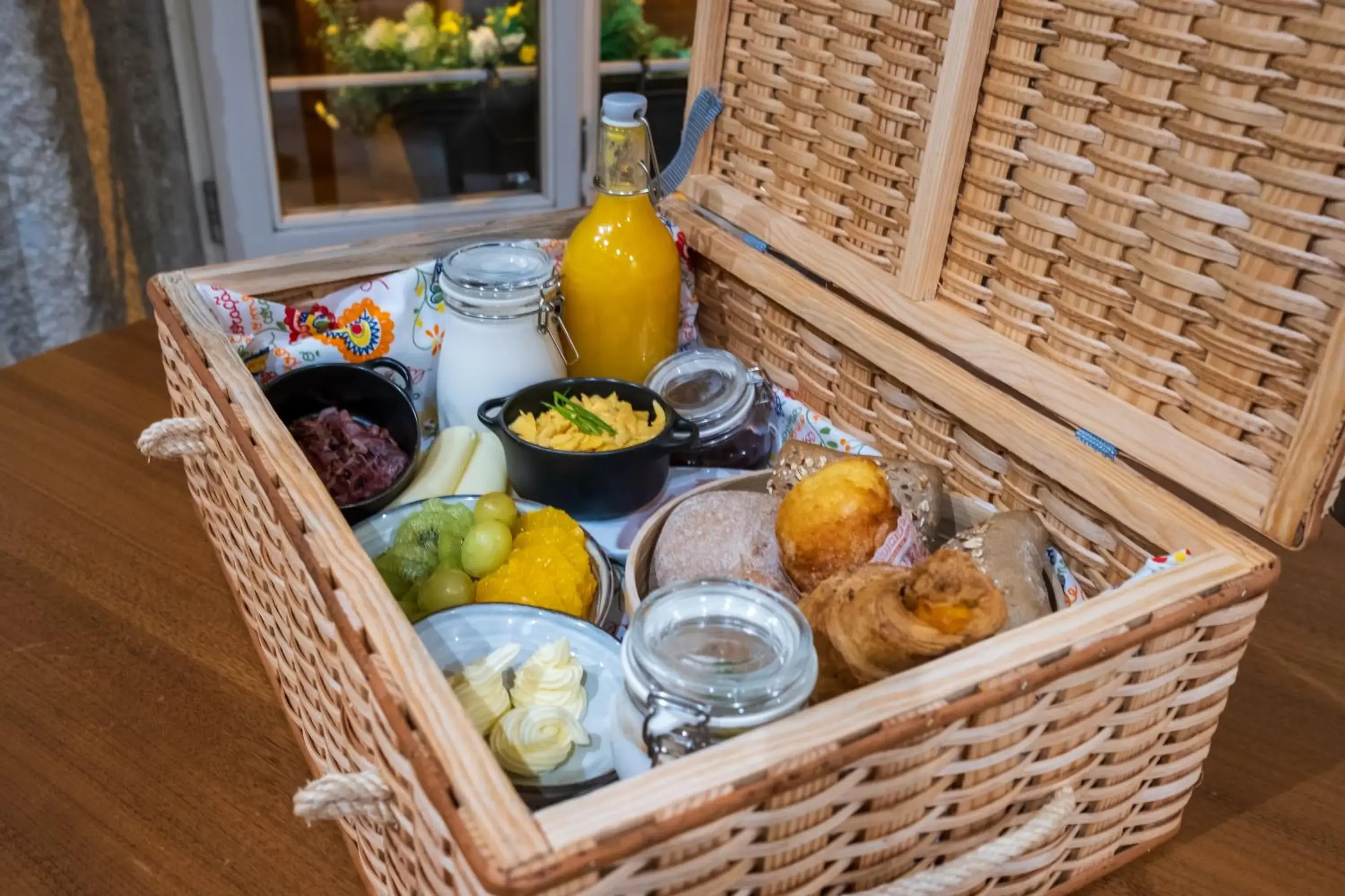 Breakfast in Signature Apartments Santa Catarina Breakfast in Signature Apartments Santa Catarina