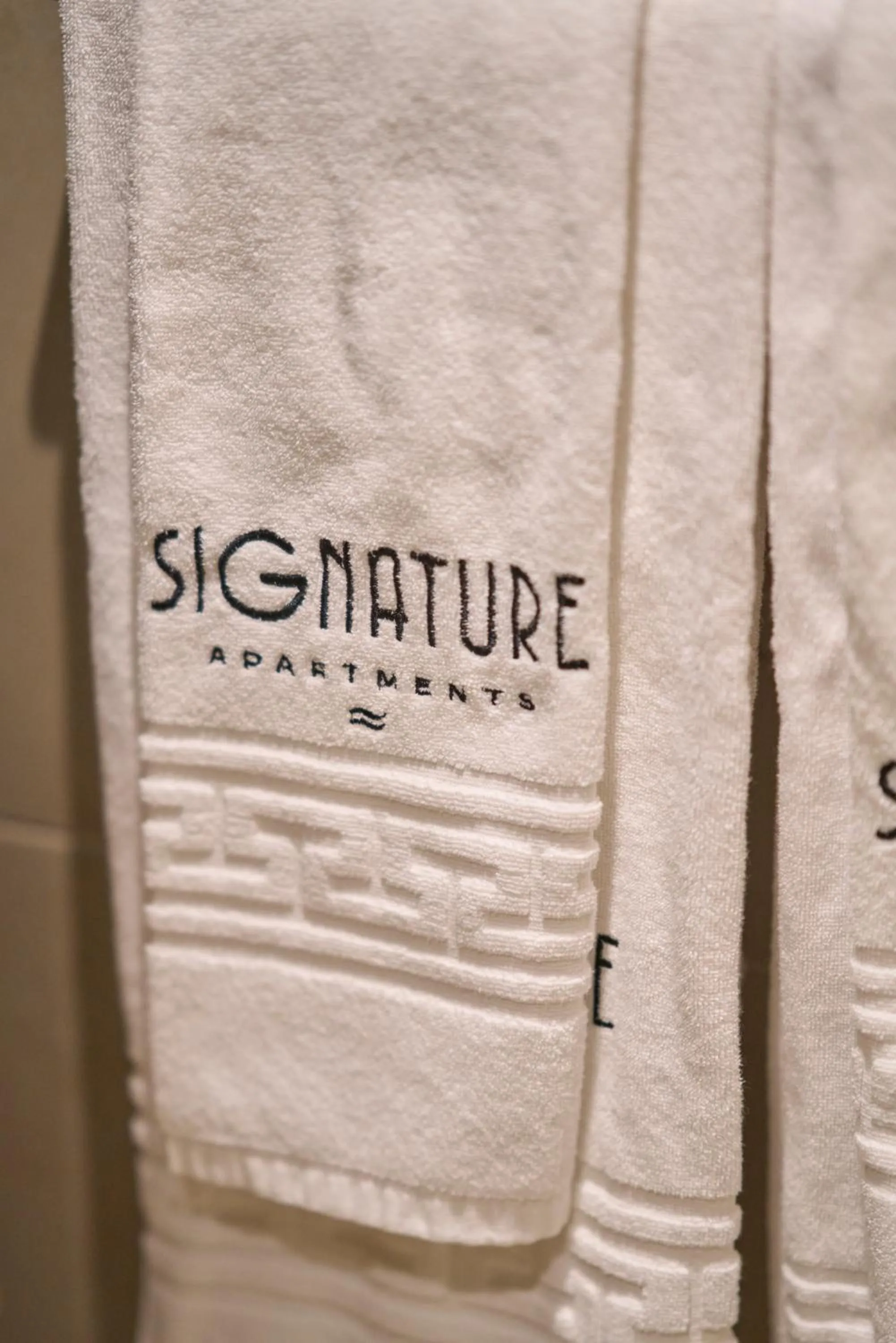 towels in Signature Apartments Santa Catarina