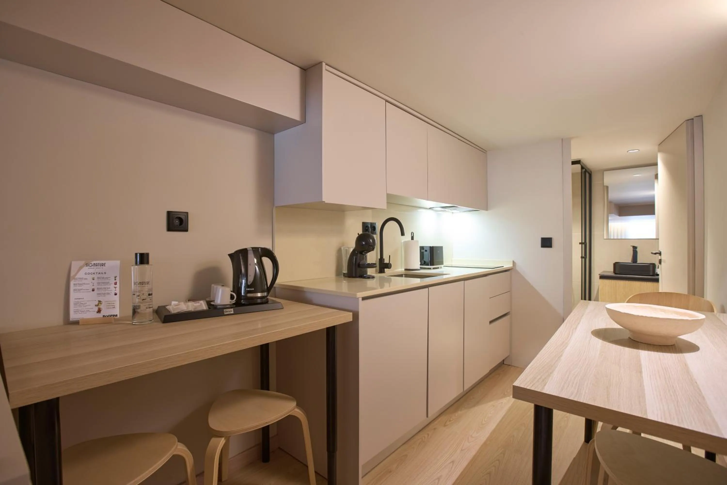 Communal kitchen in Signature Apartments Santa Catarina
