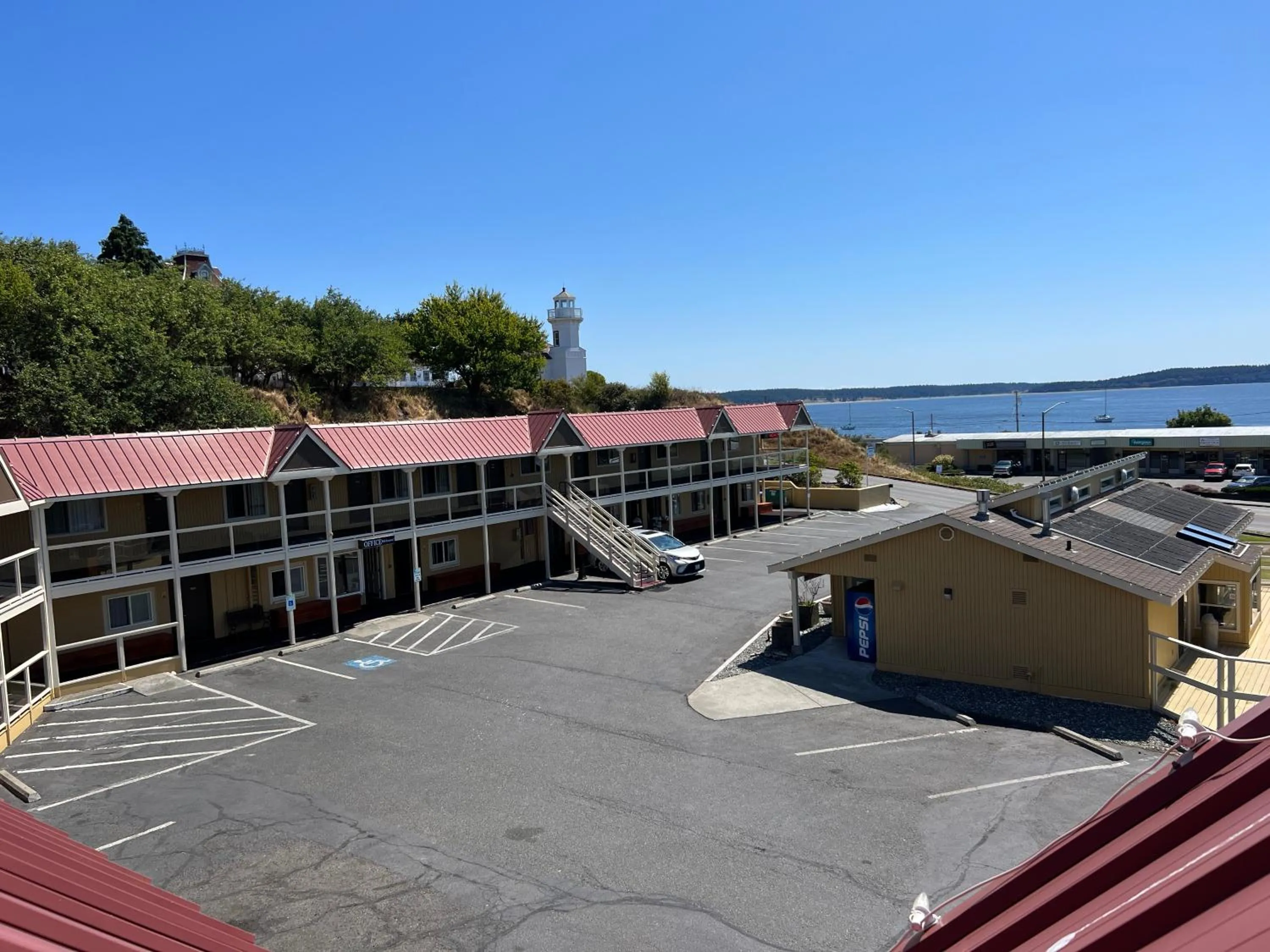 Property building in Port Townsend Inn