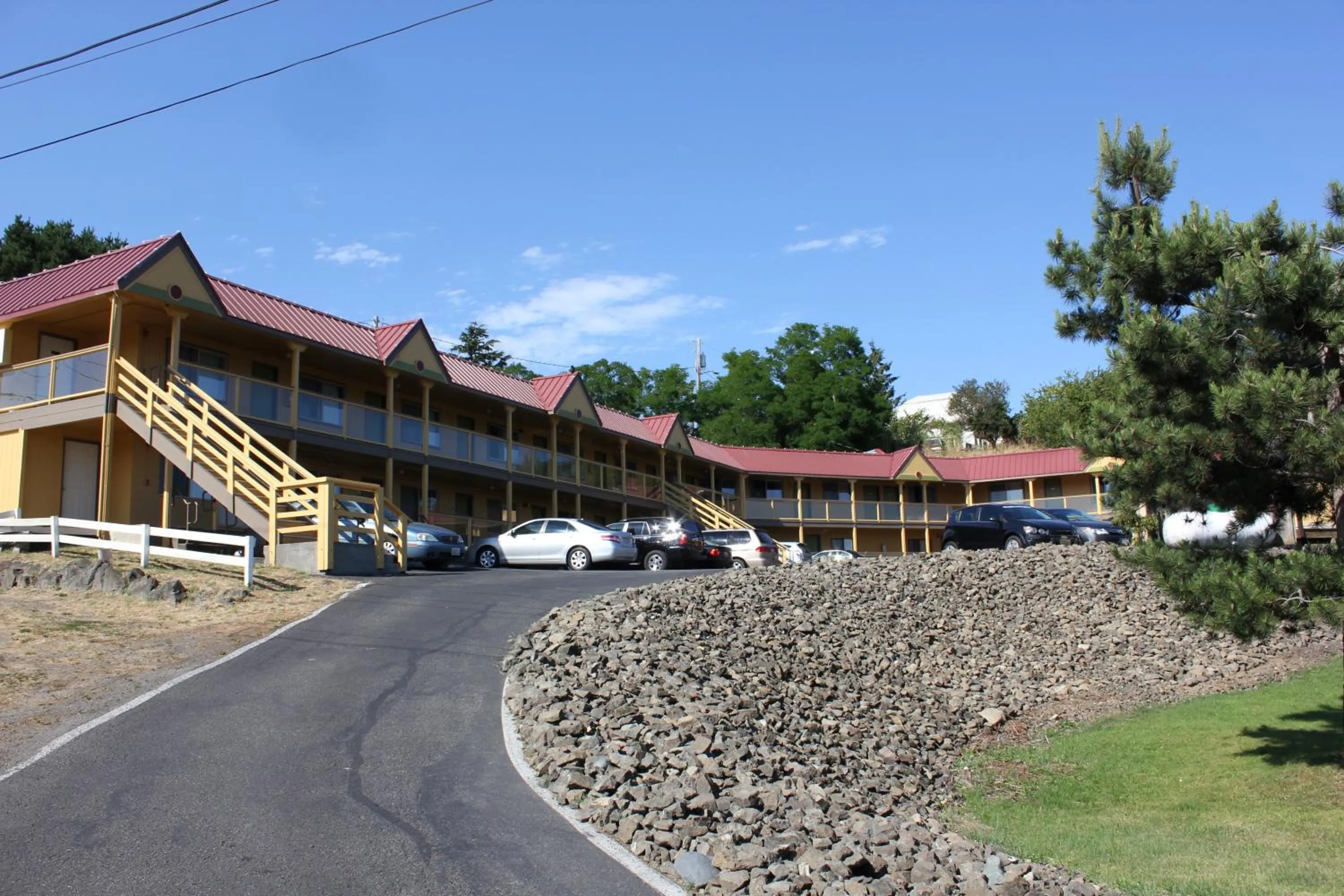 Property building in Port Townsend Inn
