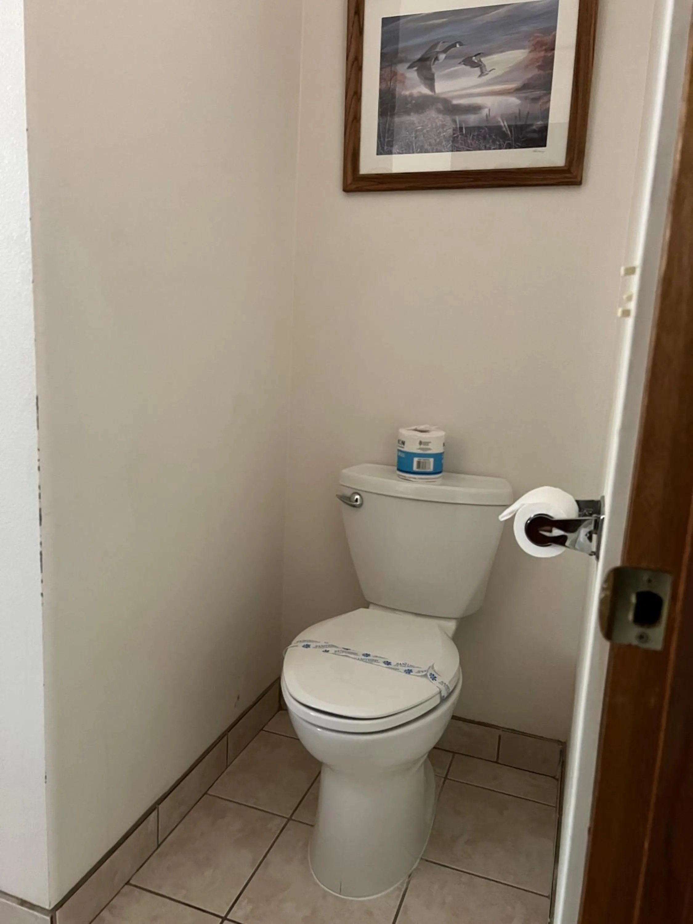 Toilet in Port Townsend Inn