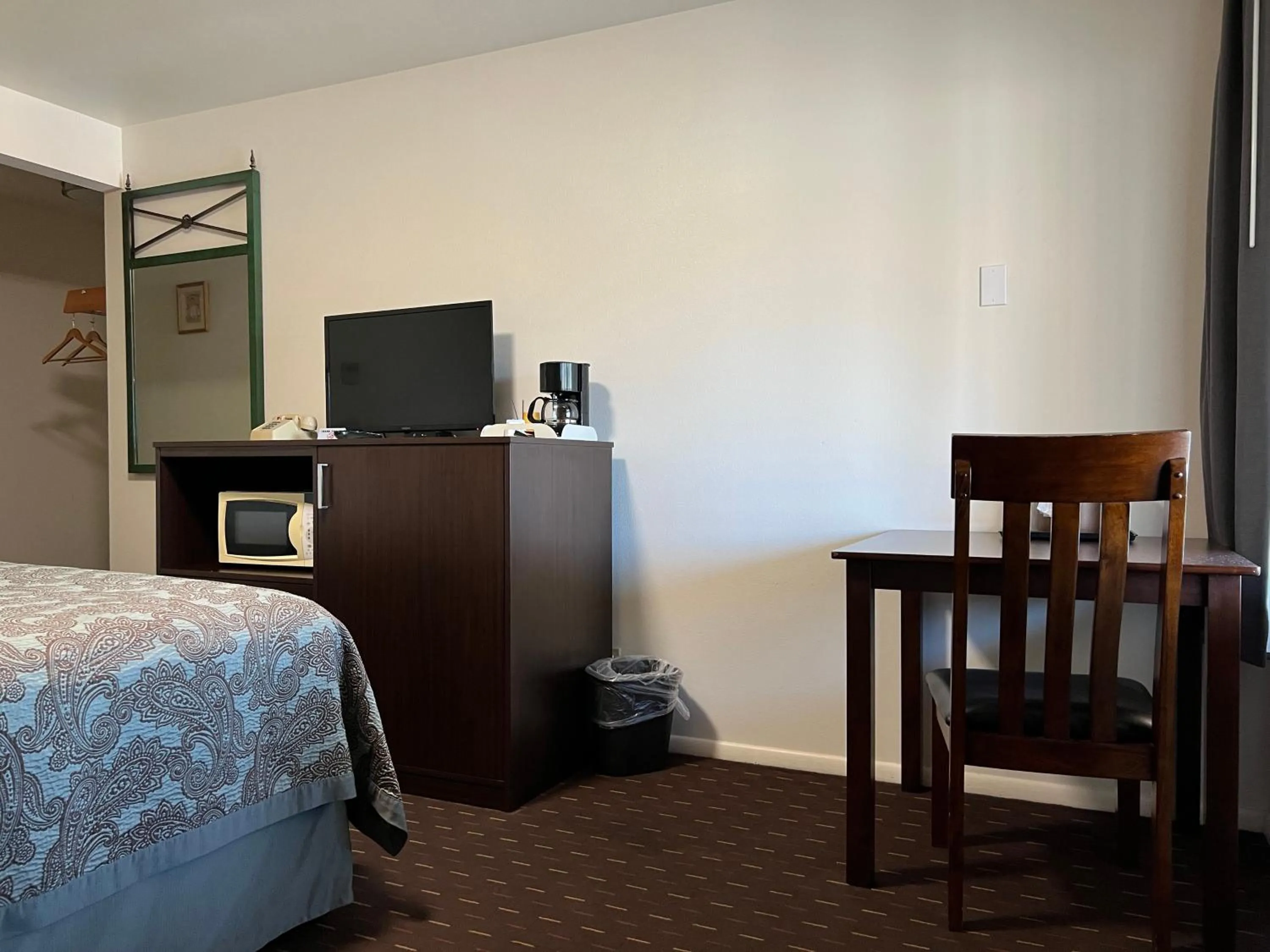 Bedroom, Bed in Port Townsend Inn