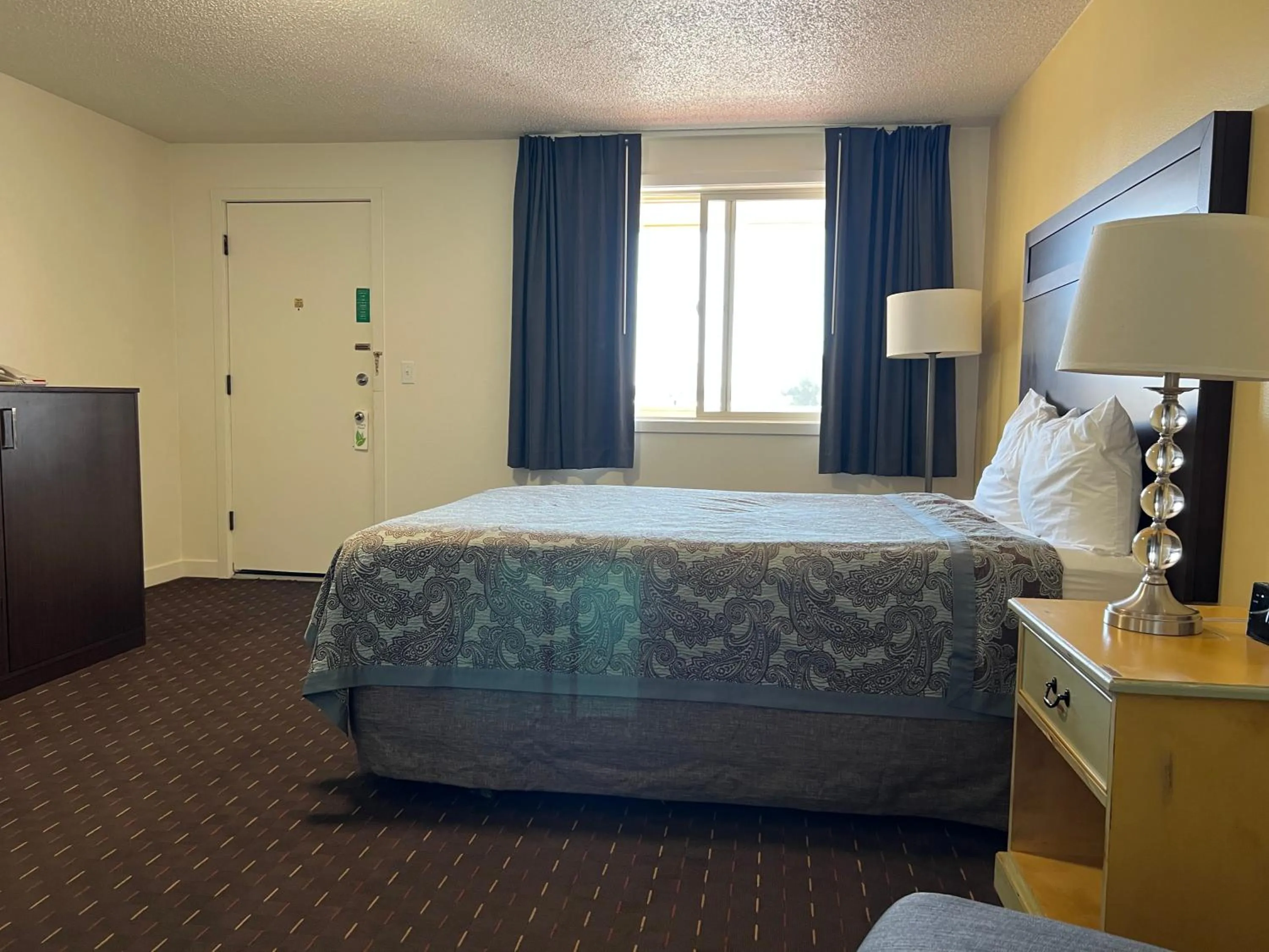 Bedroom, Bed in Port Townsend Inn