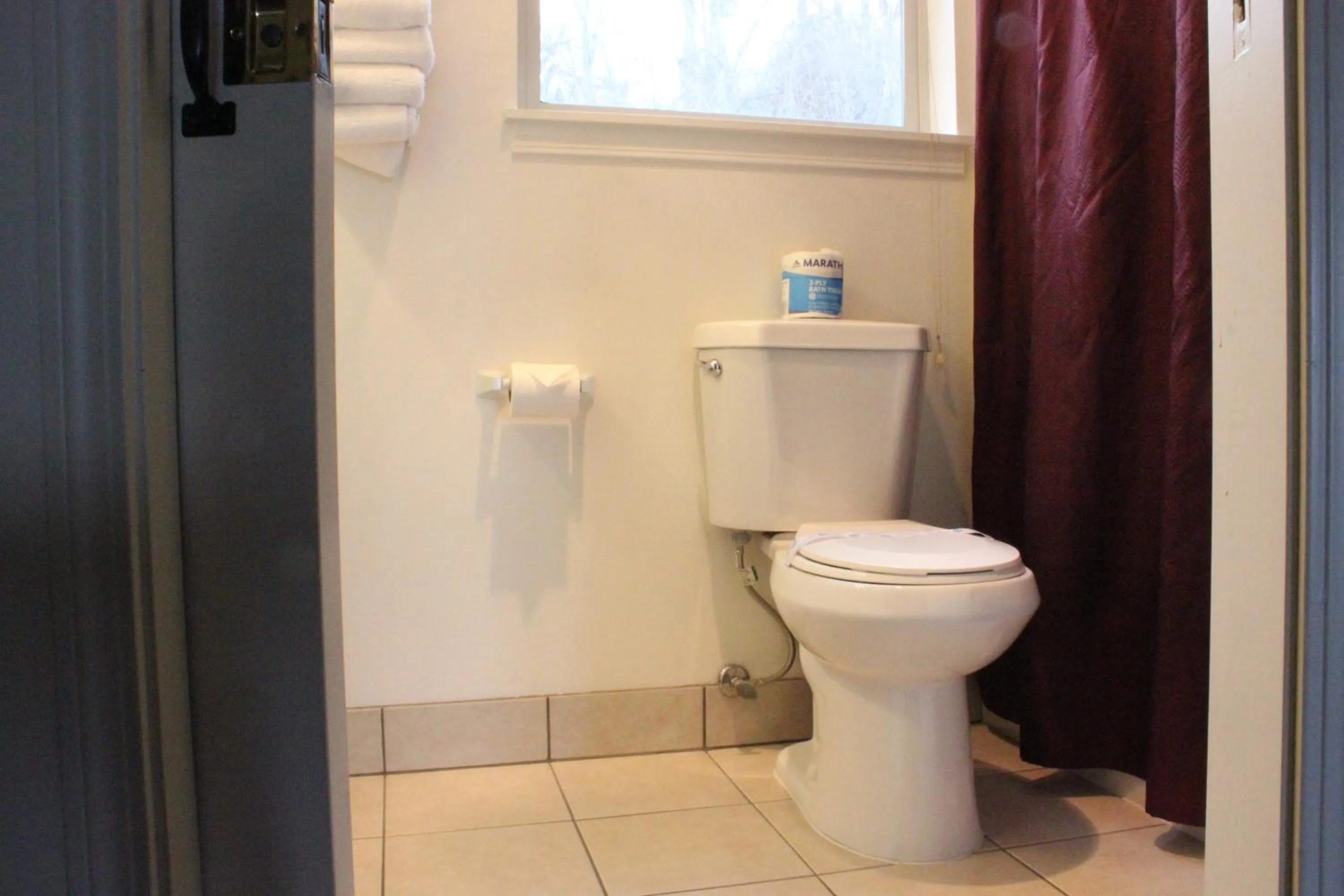 Bathroom in Port Townsend Inn