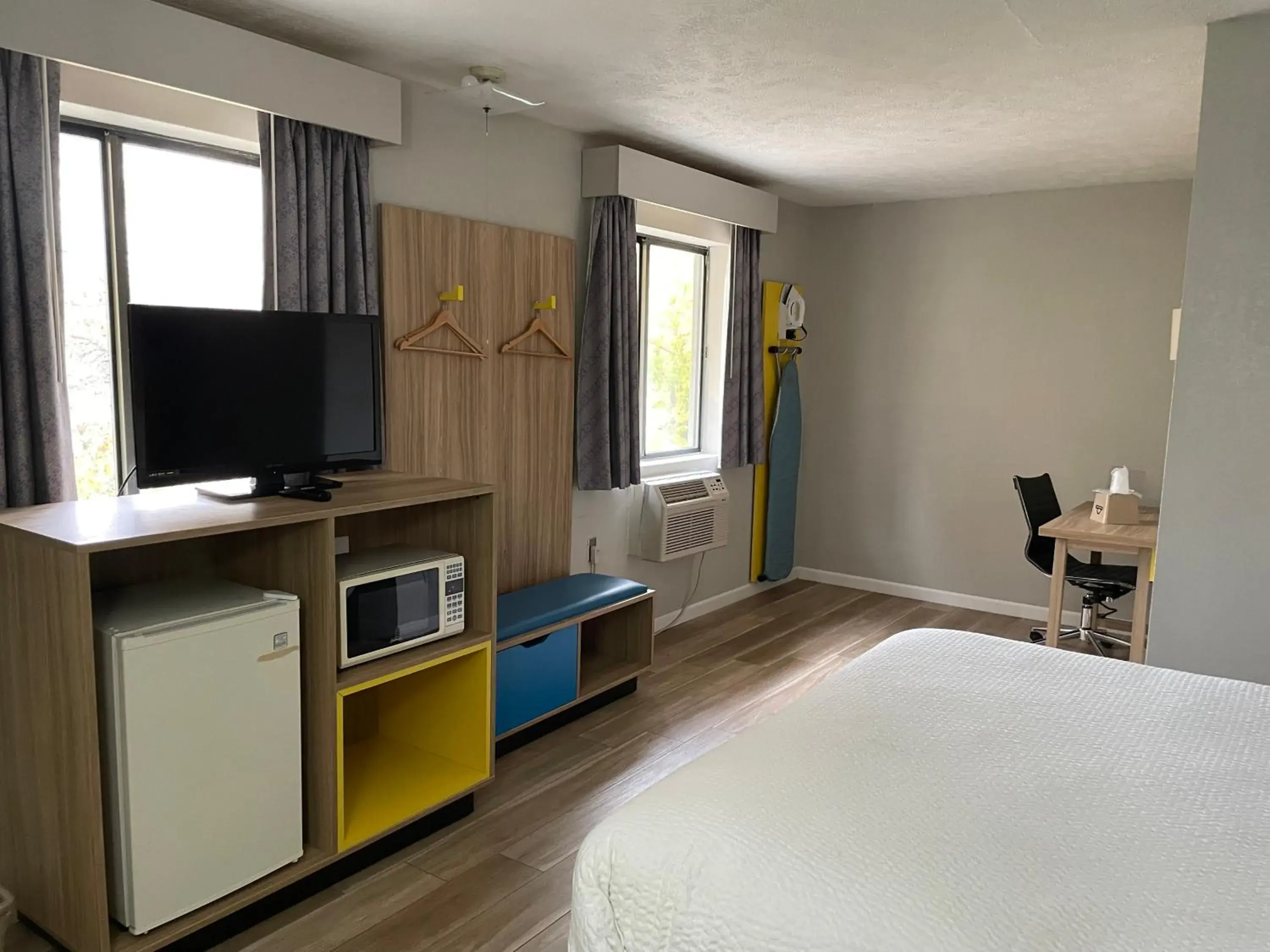 Bedroom, Bed in Days Inn by Wyndham Warrensburg Bedroom, Bed in Days Inn by Wyndham Warrensburg