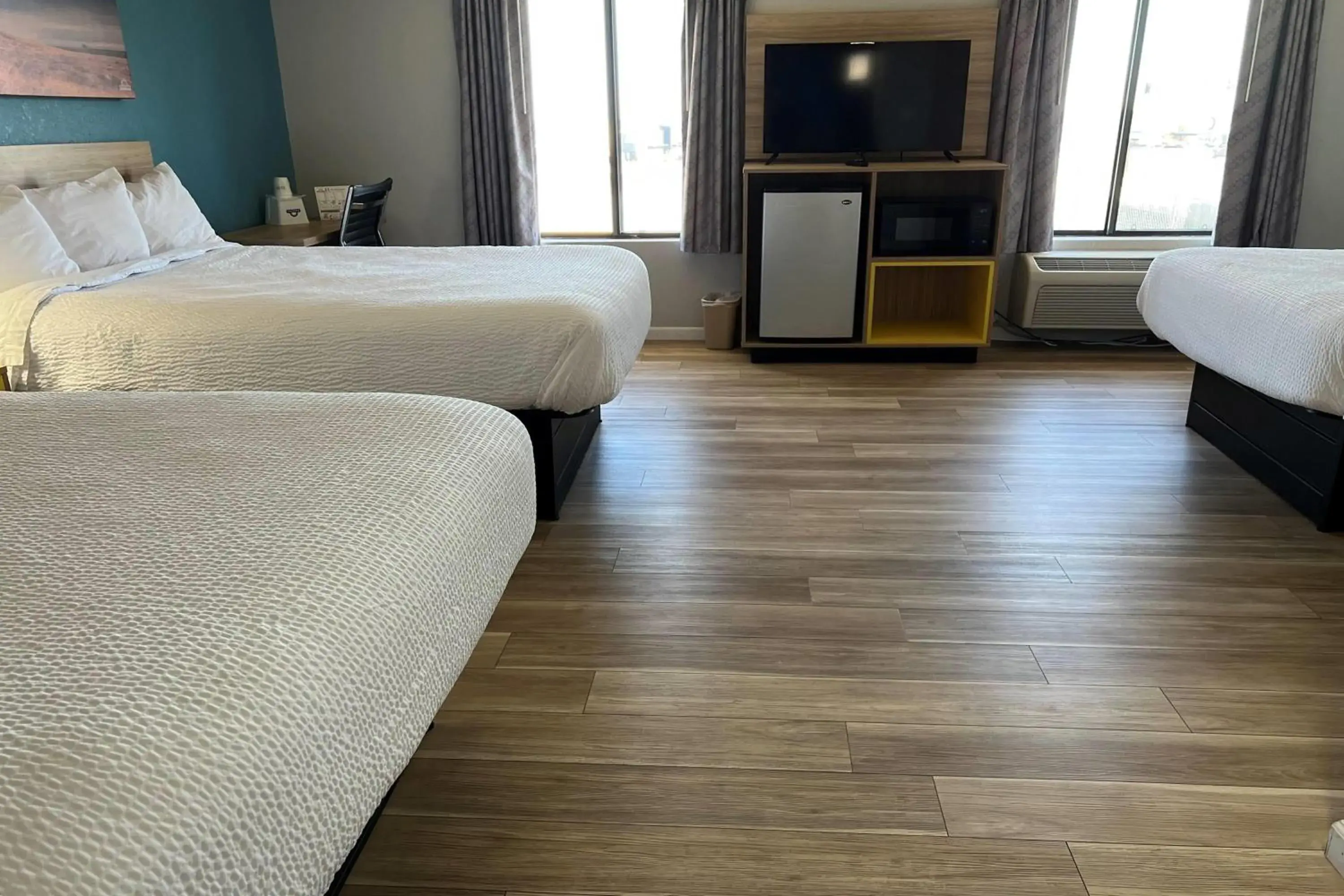 Photo of the whole room, Bed in Days Inn by Wyndham Warrensburg Photo of the whole room, Bed in Days Inn by Wyndham Warrensburg