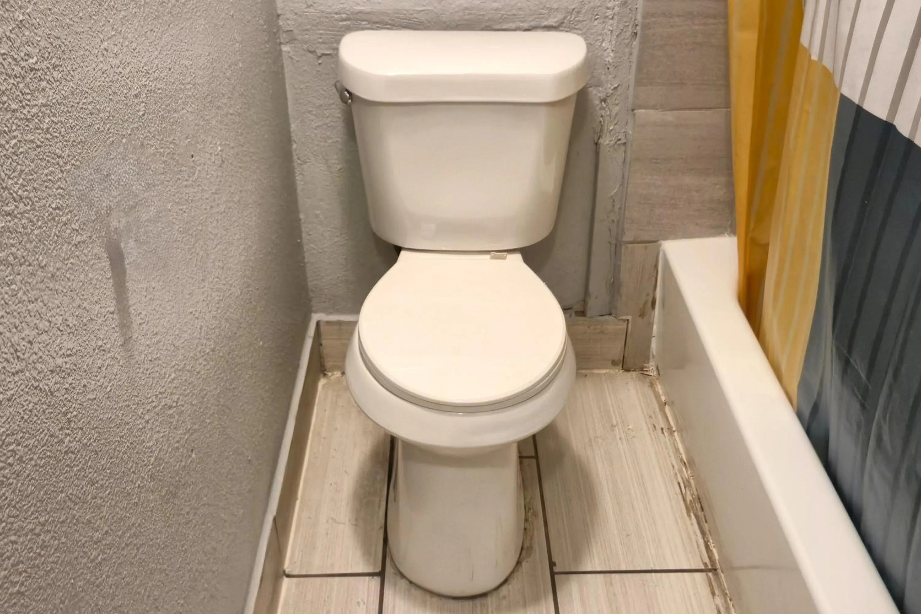 Bathroom in Mi Amor Inn & Suites by Hotel O Dallas Tx Hwy 352