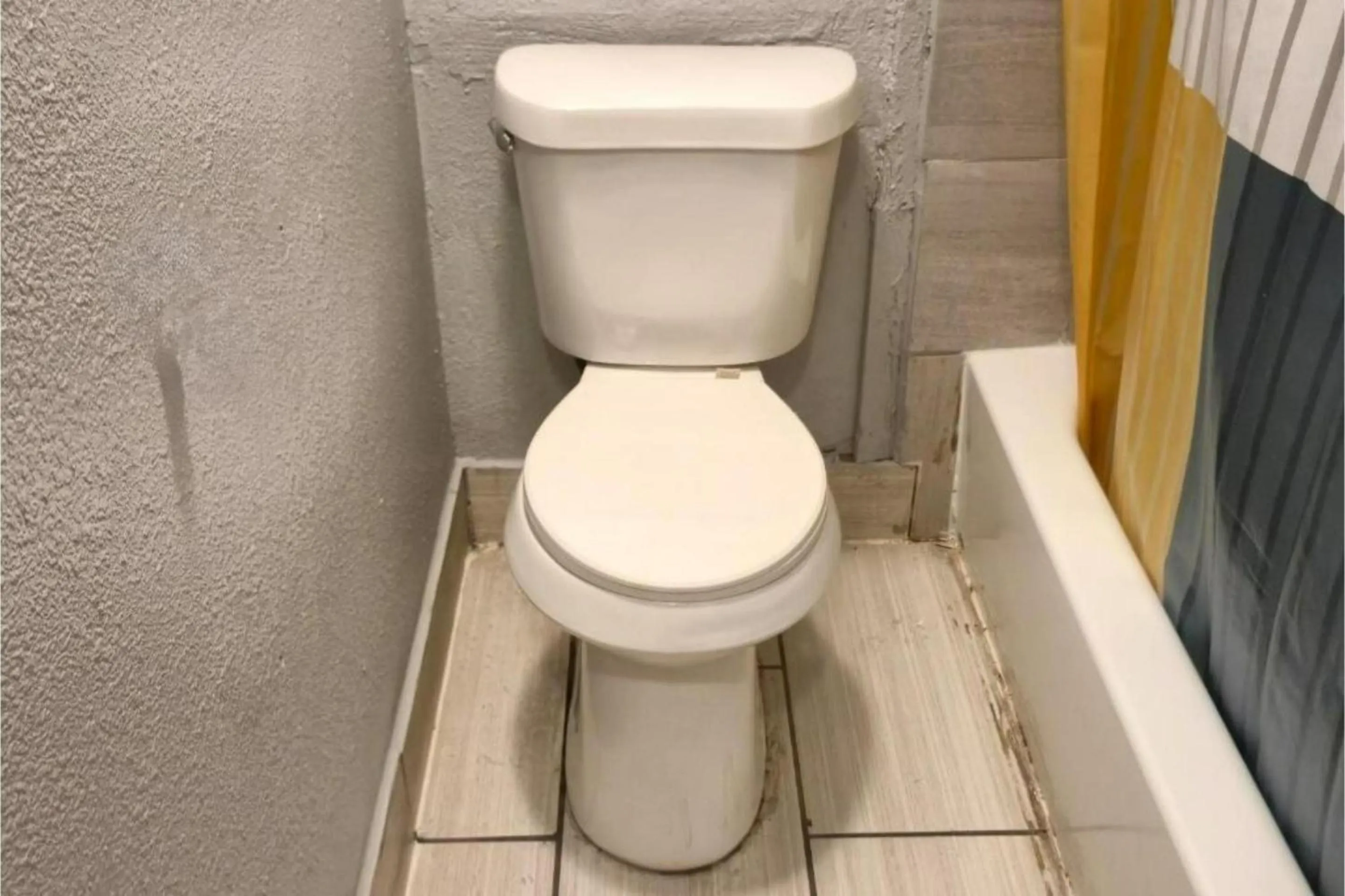 Bathroom in Mi Amor Inn & Suites by Hotel O Dallas Tx Hwy 352