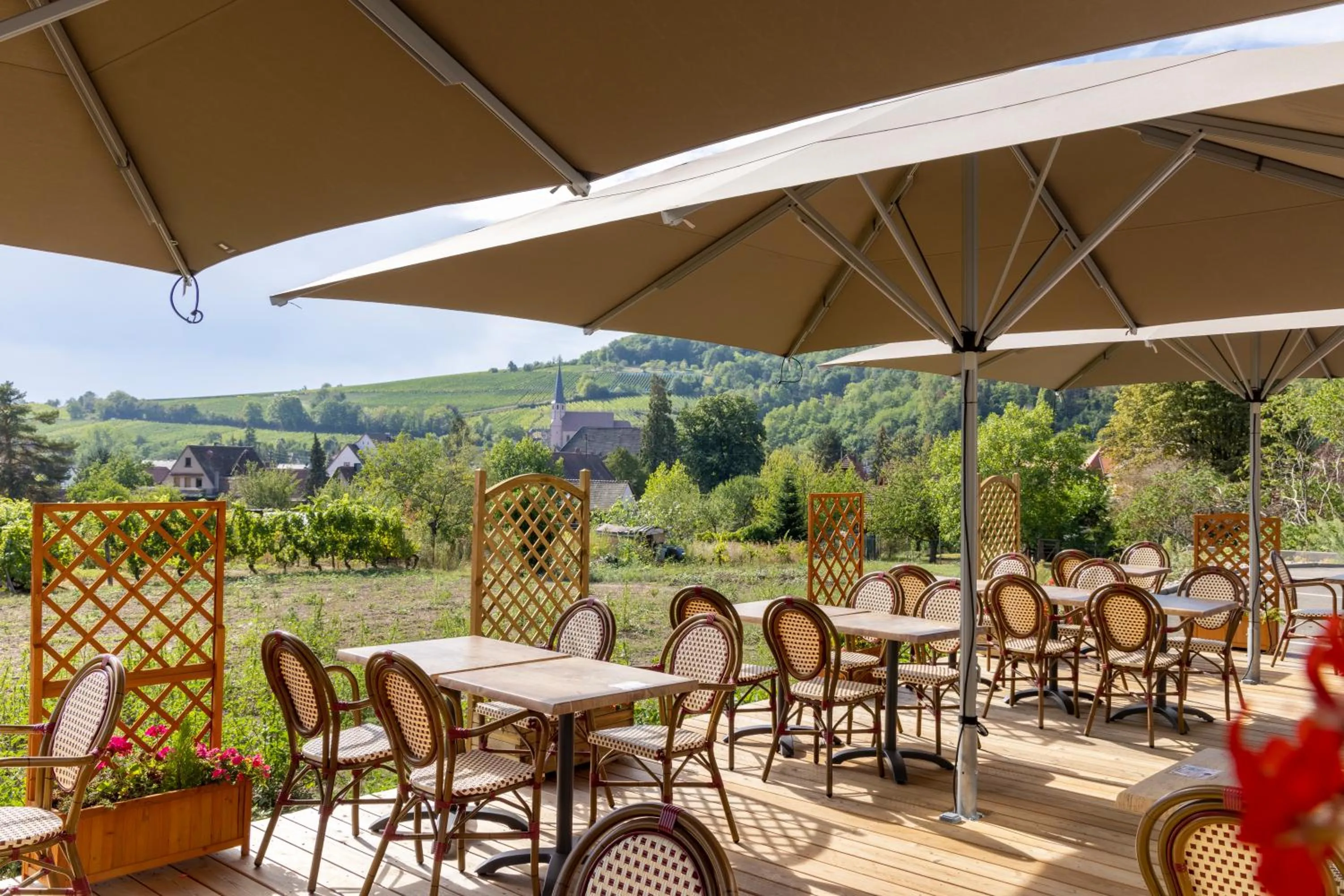Patio in Hôtel Restaurant Le Kastelberg, The Originals Boutique