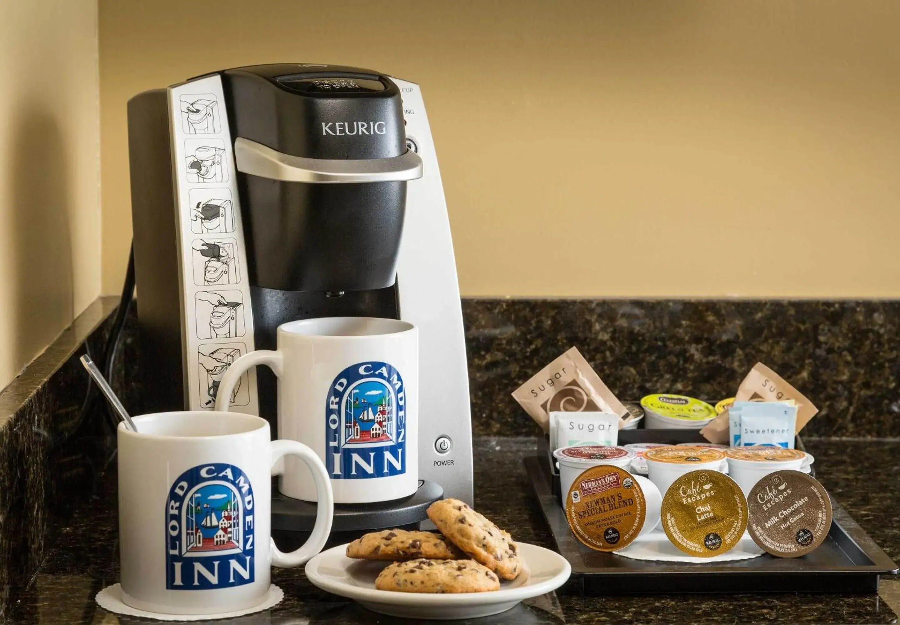 Queen Room with Two Queen Beds with Harbor View in Lord Camden Inn Queen Room with Two Queen Beds with Harbor View in Lord Camden Inn