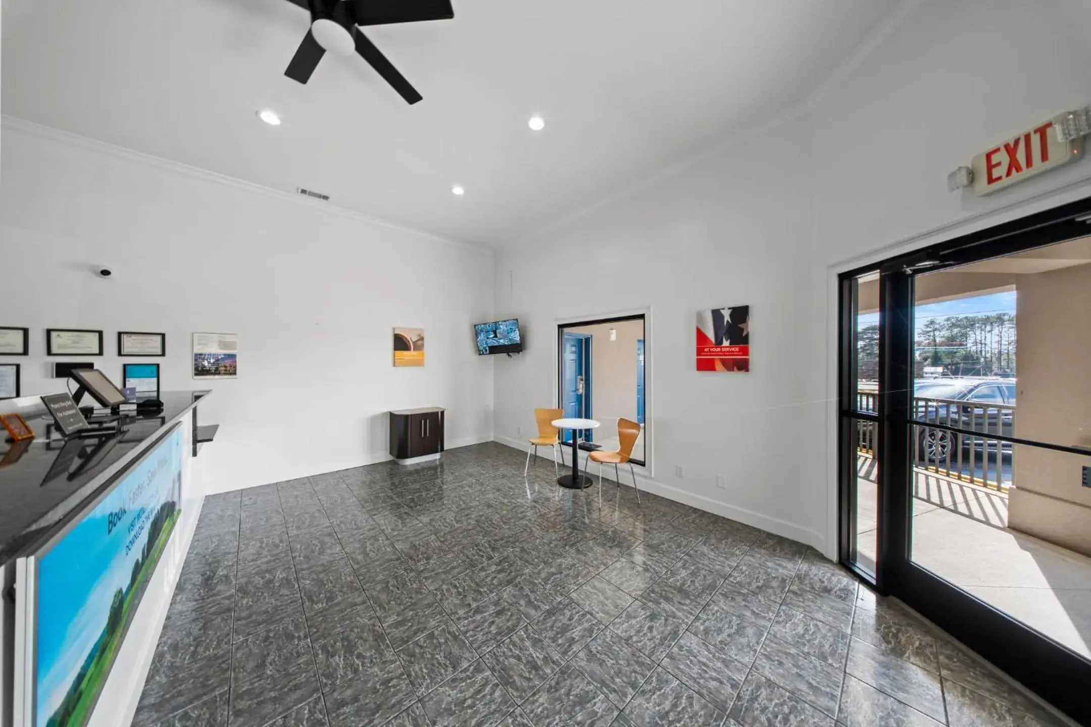 Lobby or reception in Motel 6-Moultrie, GA Lobby or reception in Motel 6-Moultrie, GA