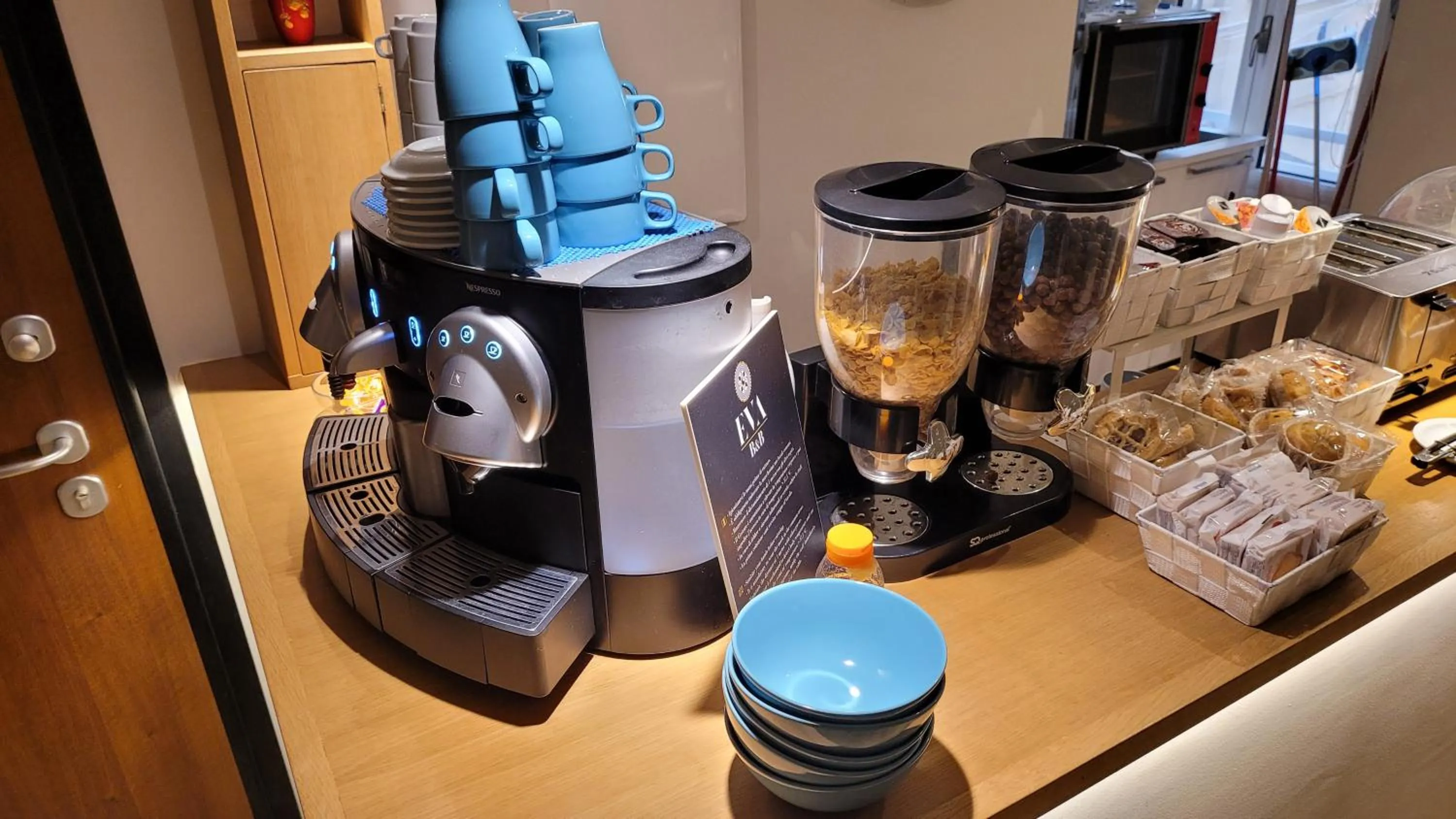 Breakfast in EVA LUXURY ROOMS CAGLIARI