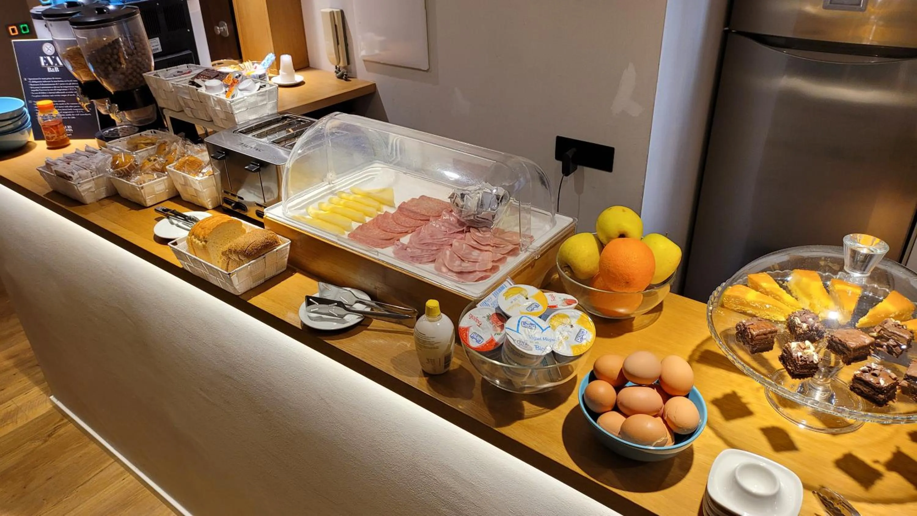 Breakfast in EVA LUXURY ROOMS CAGLIARI