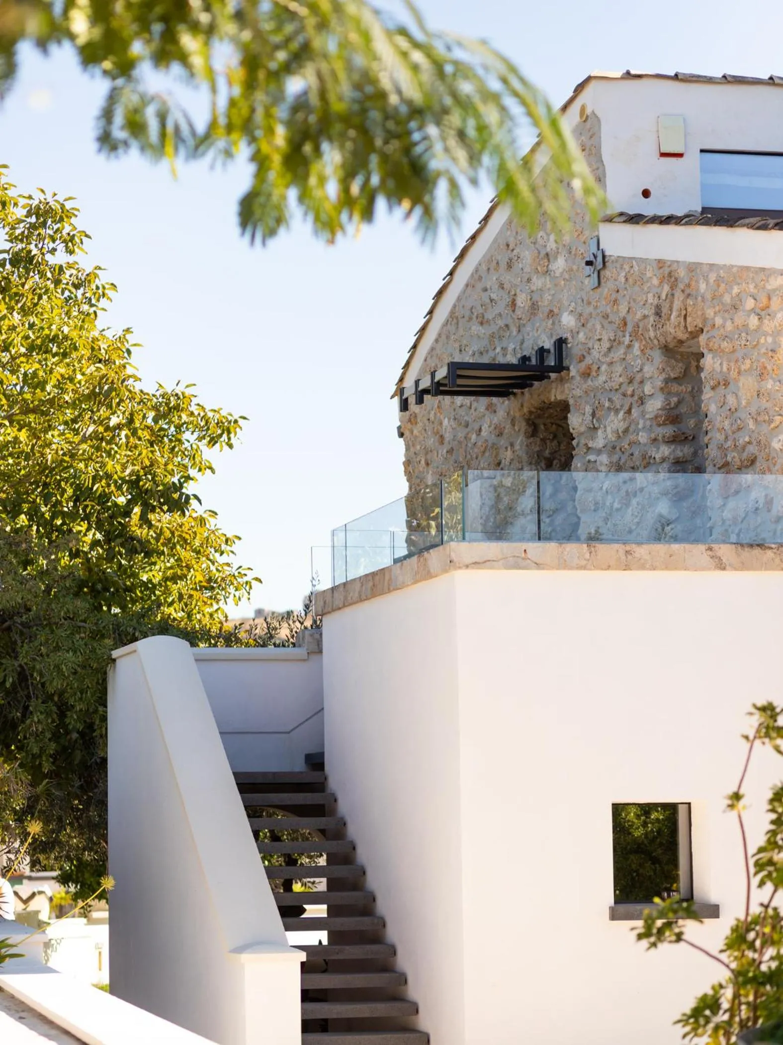 Property building in Oikos in Terre di Zaccanello