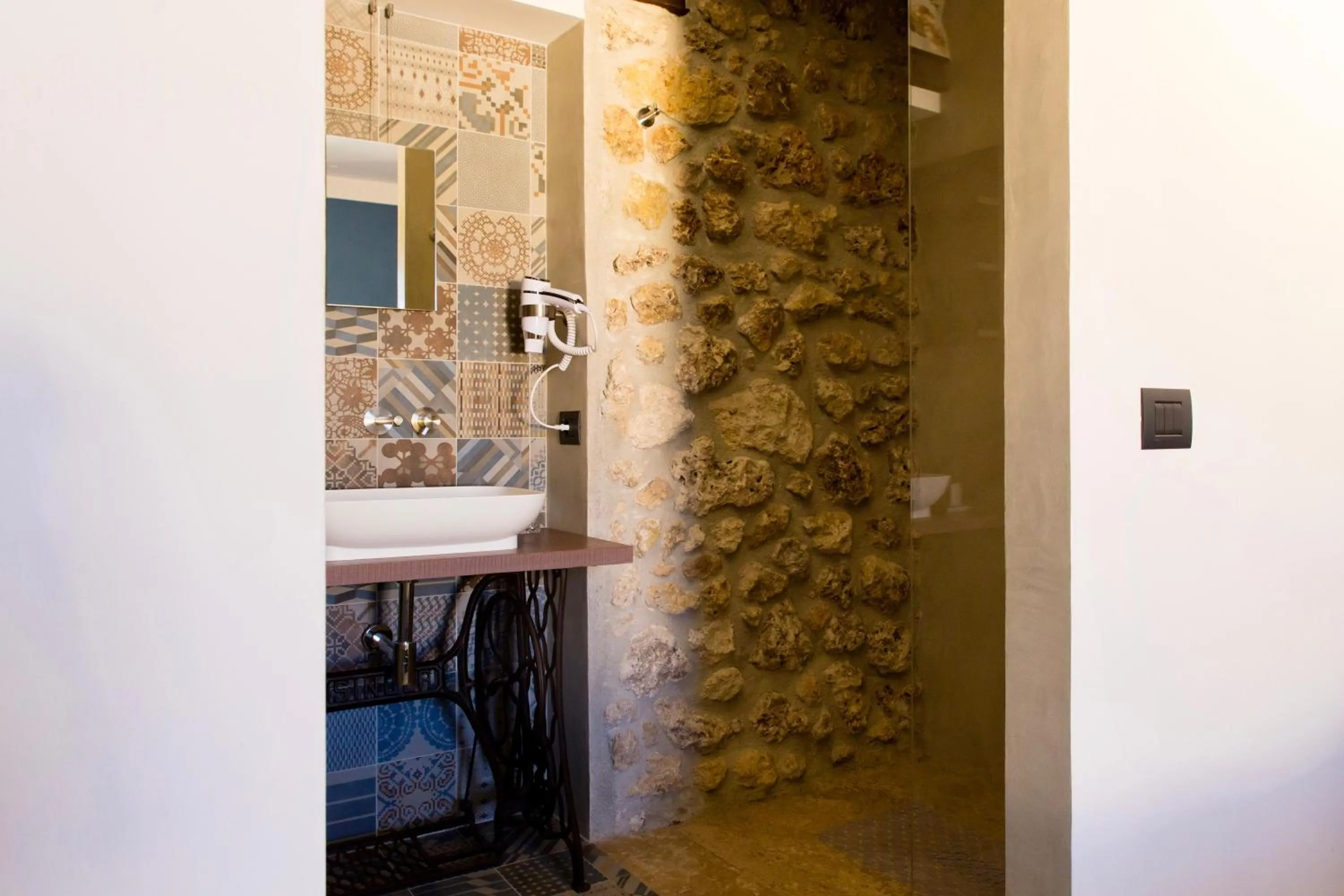 Bathroom in Oikos in Terre di Zaccanello
