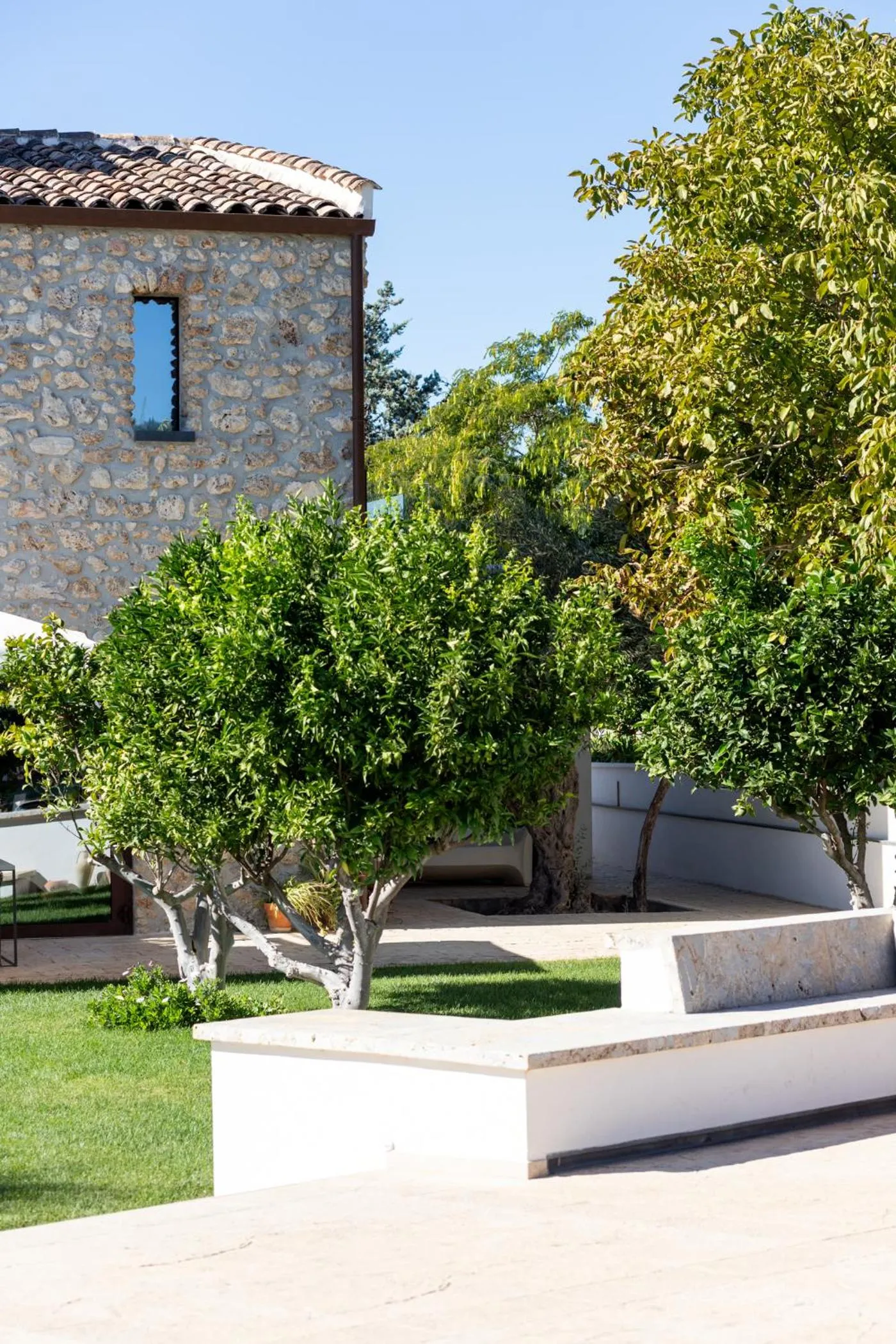 Property building in Oikos in Terre di Zaccanello