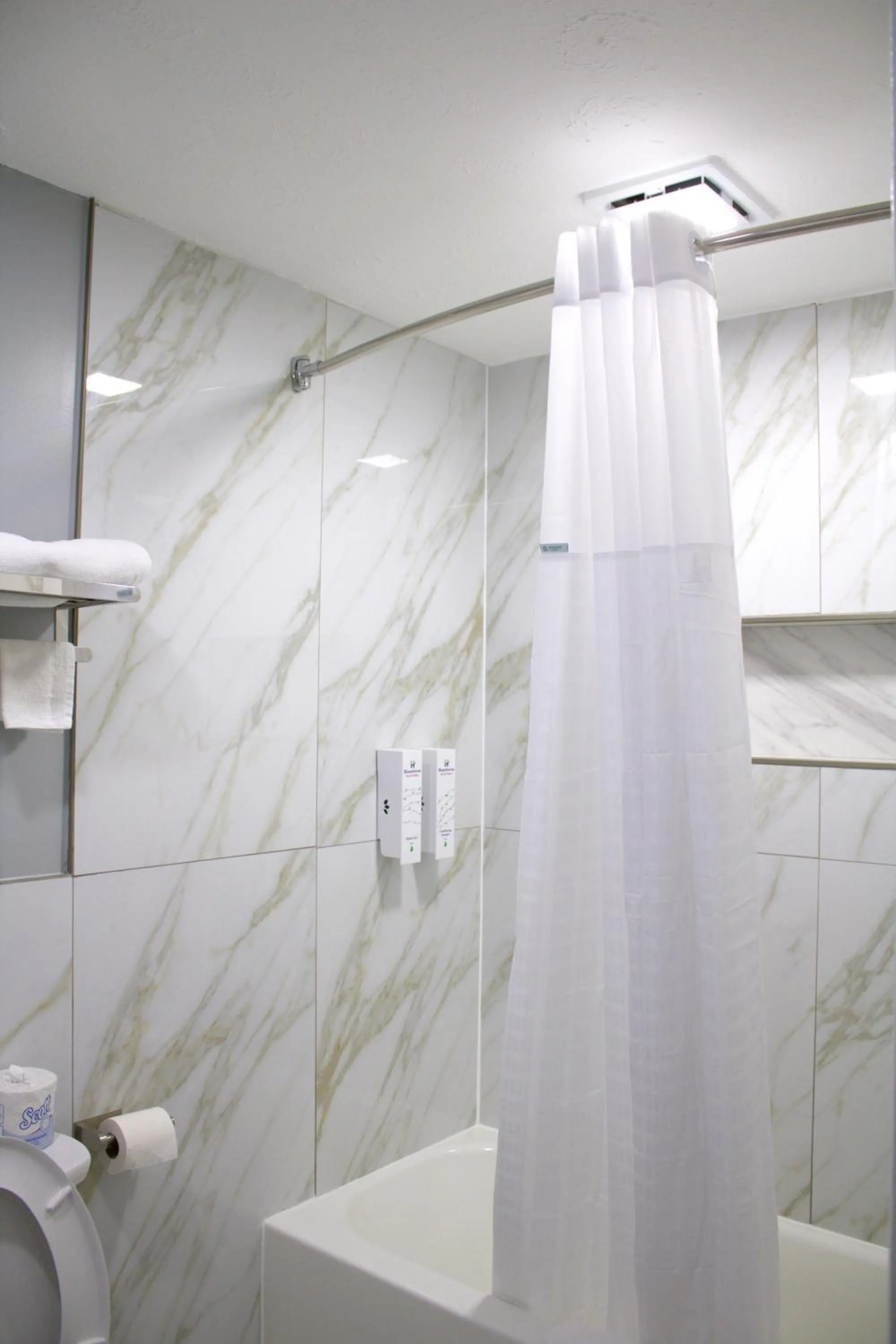 HavenPointe Inn & Suites