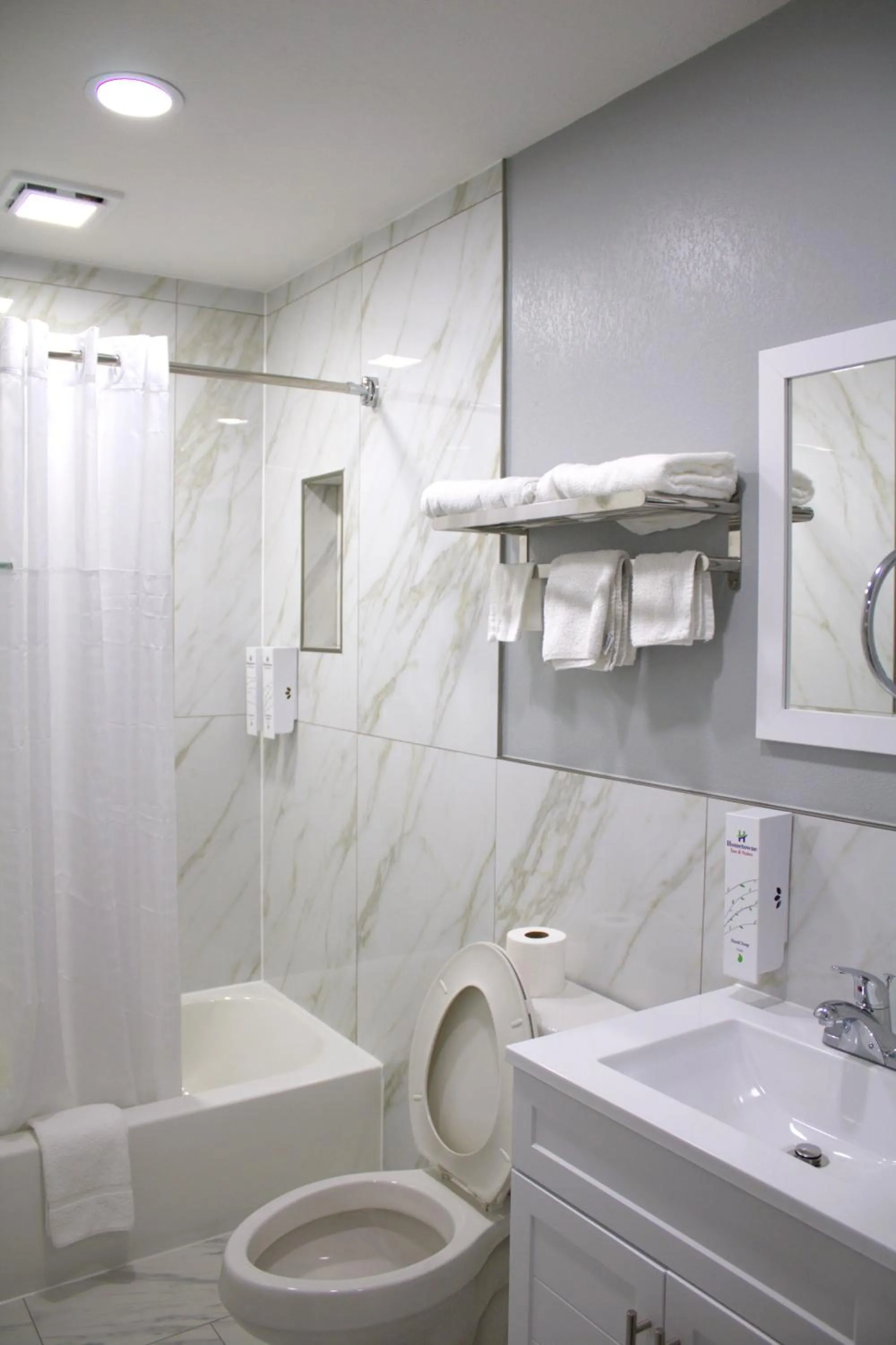 HavenPointe Inn & Suites