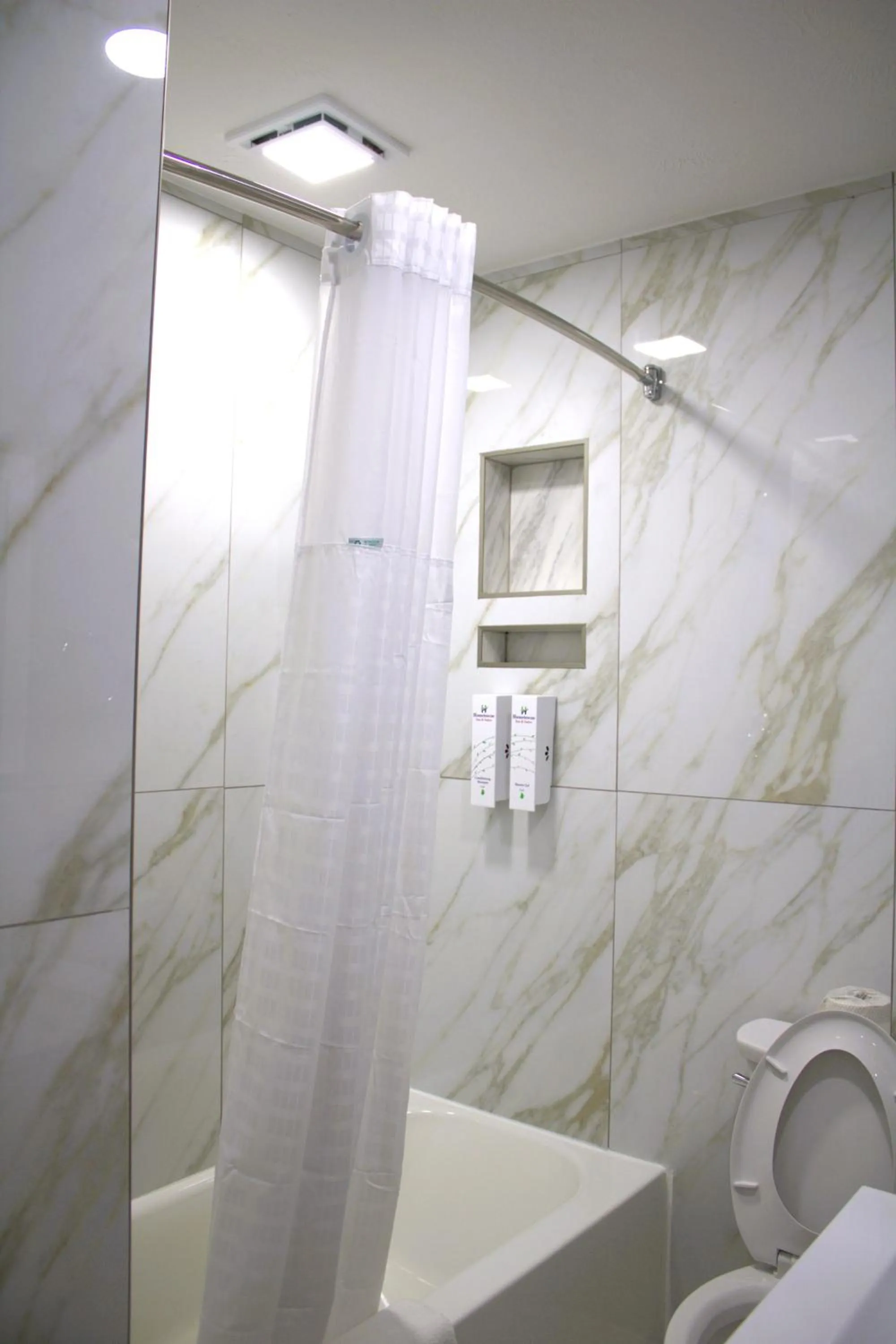 HavenPointe Inn & Suites