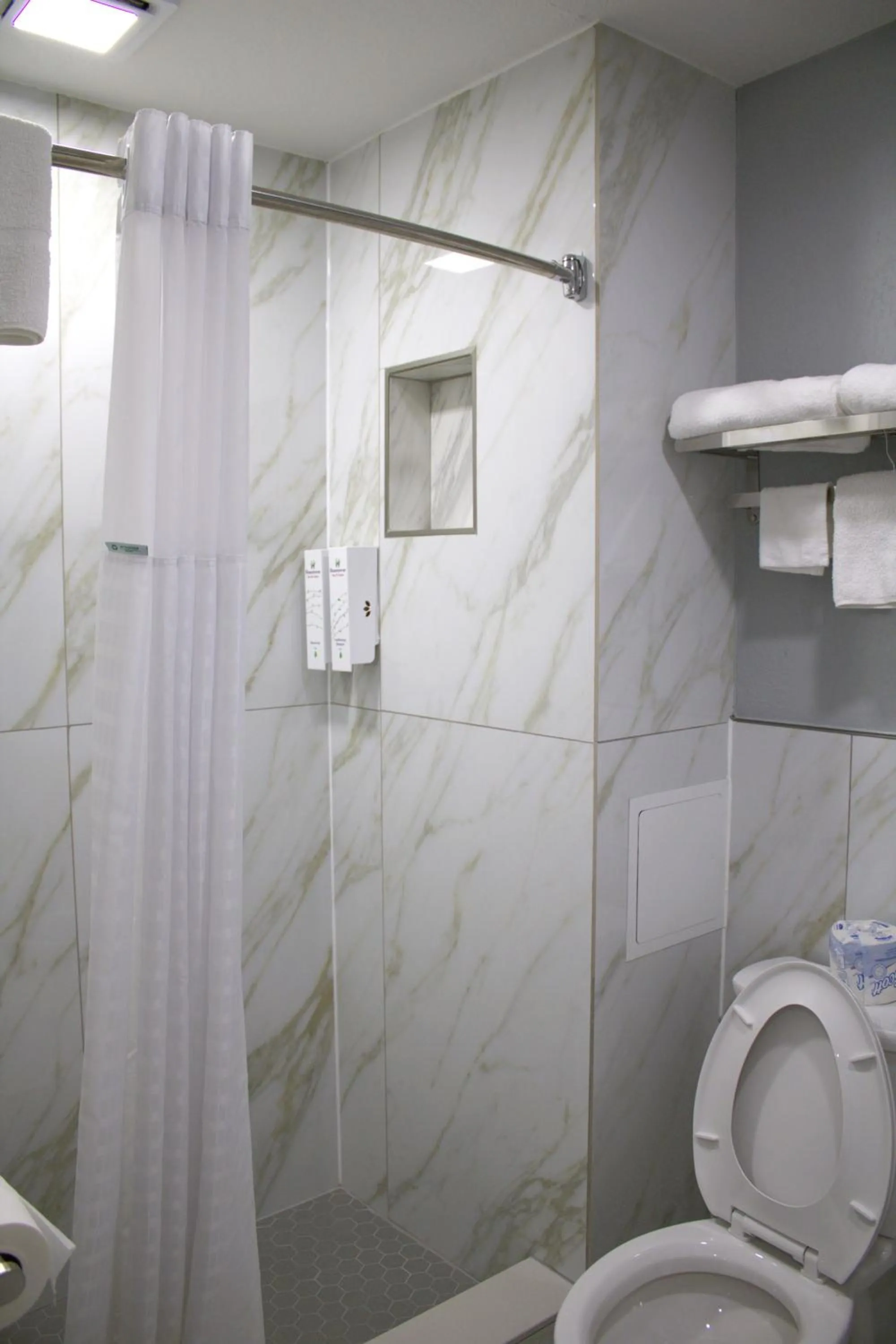 HavenPointe Inn & Suites