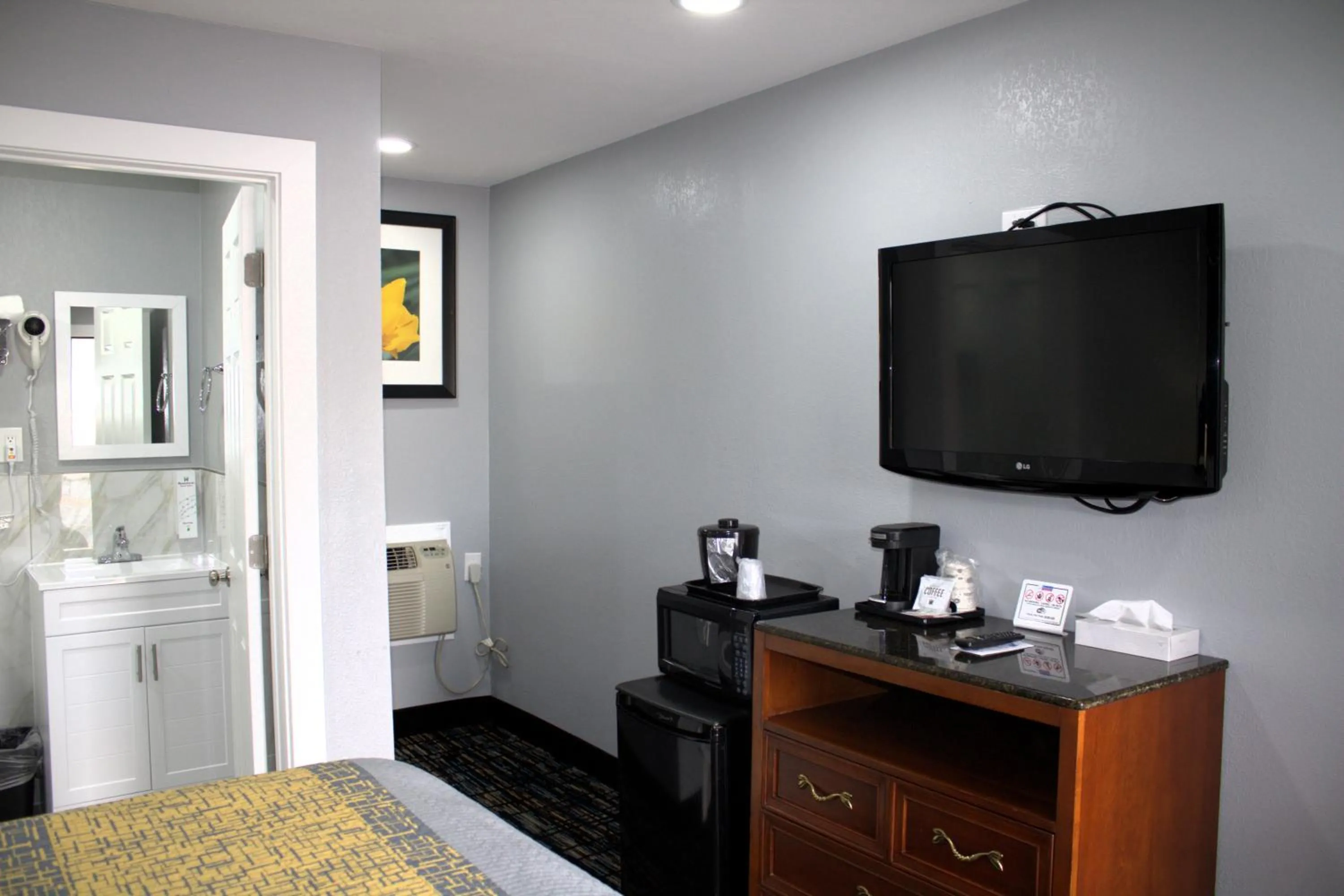 HavenPointe Inn & Suites
