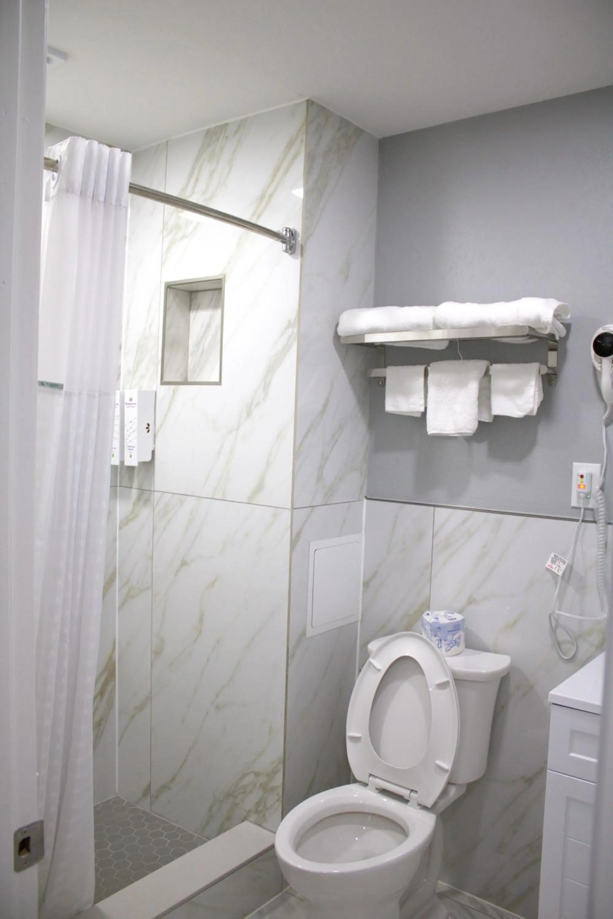 HavenPointe Inn & Suites