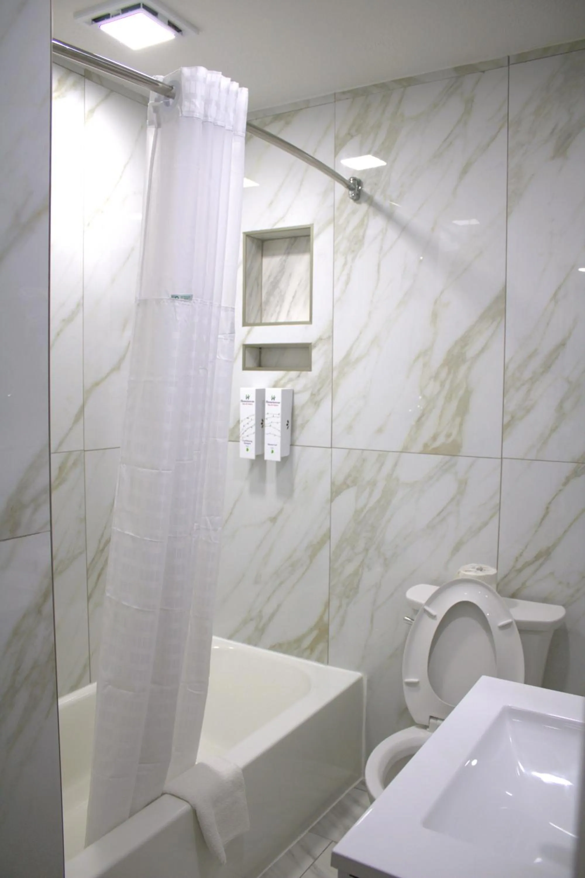 HavenPointe Inn & Suites