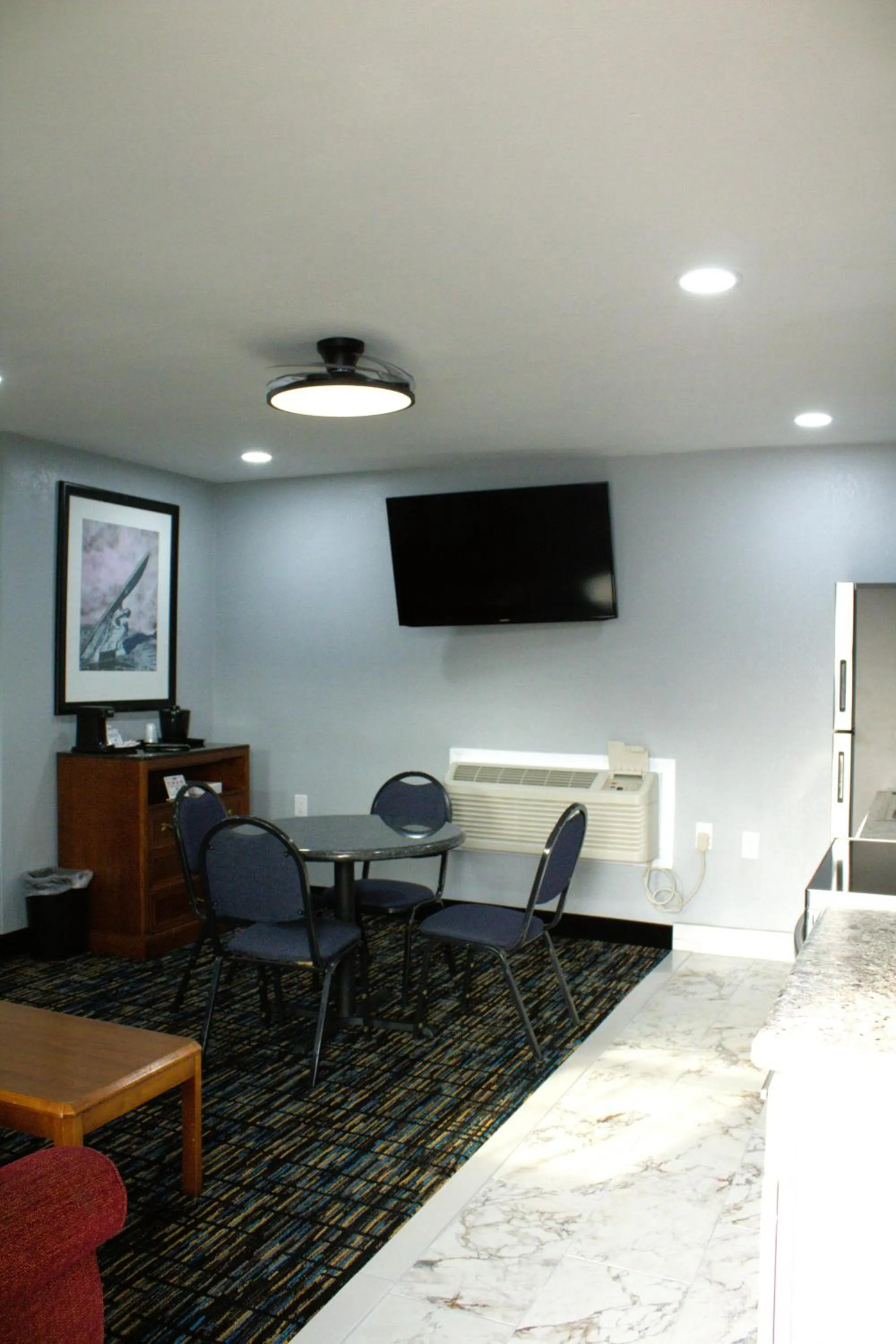 HavenPointe Inn & Suites