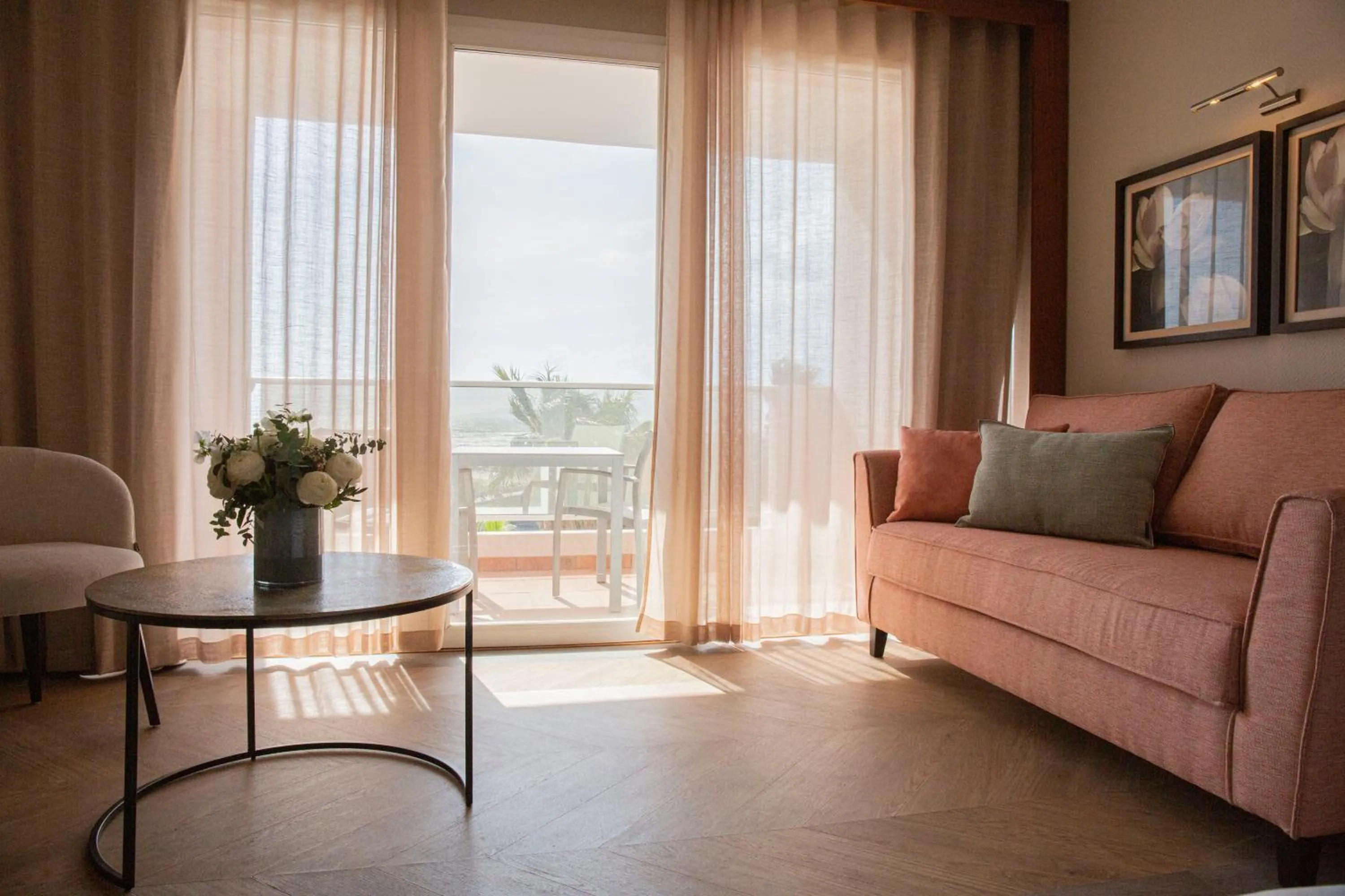 Seating area in Grand Hôtel Les Flamants Roses Thalasso & Spa