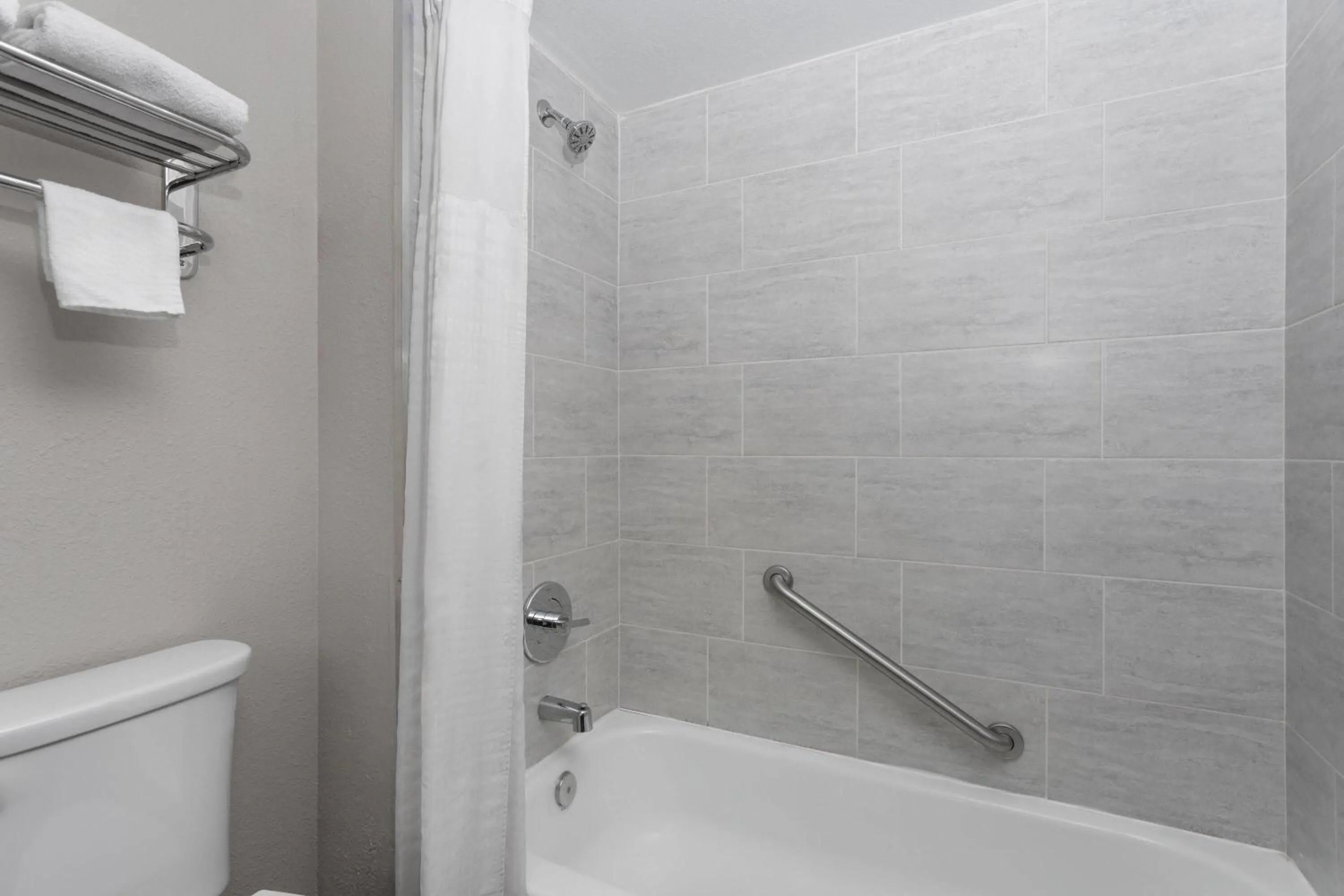 Bathroom in Super 8 Motel by Wyndham near Fort Lauderdale Arpt