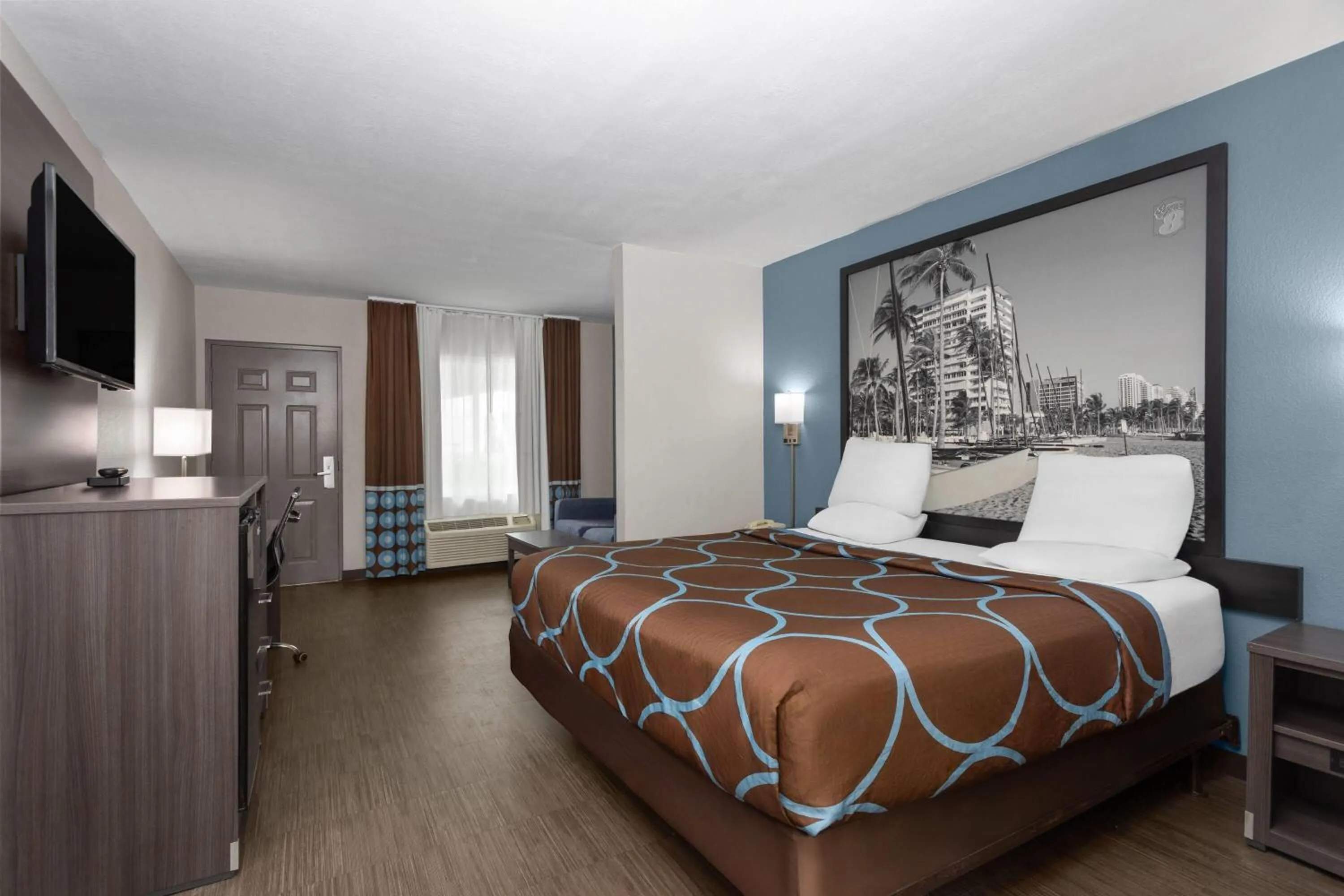 Photo of the whole room, Bed in Super 8 Motel by Wyndham near Fort Lauderdale Arpt