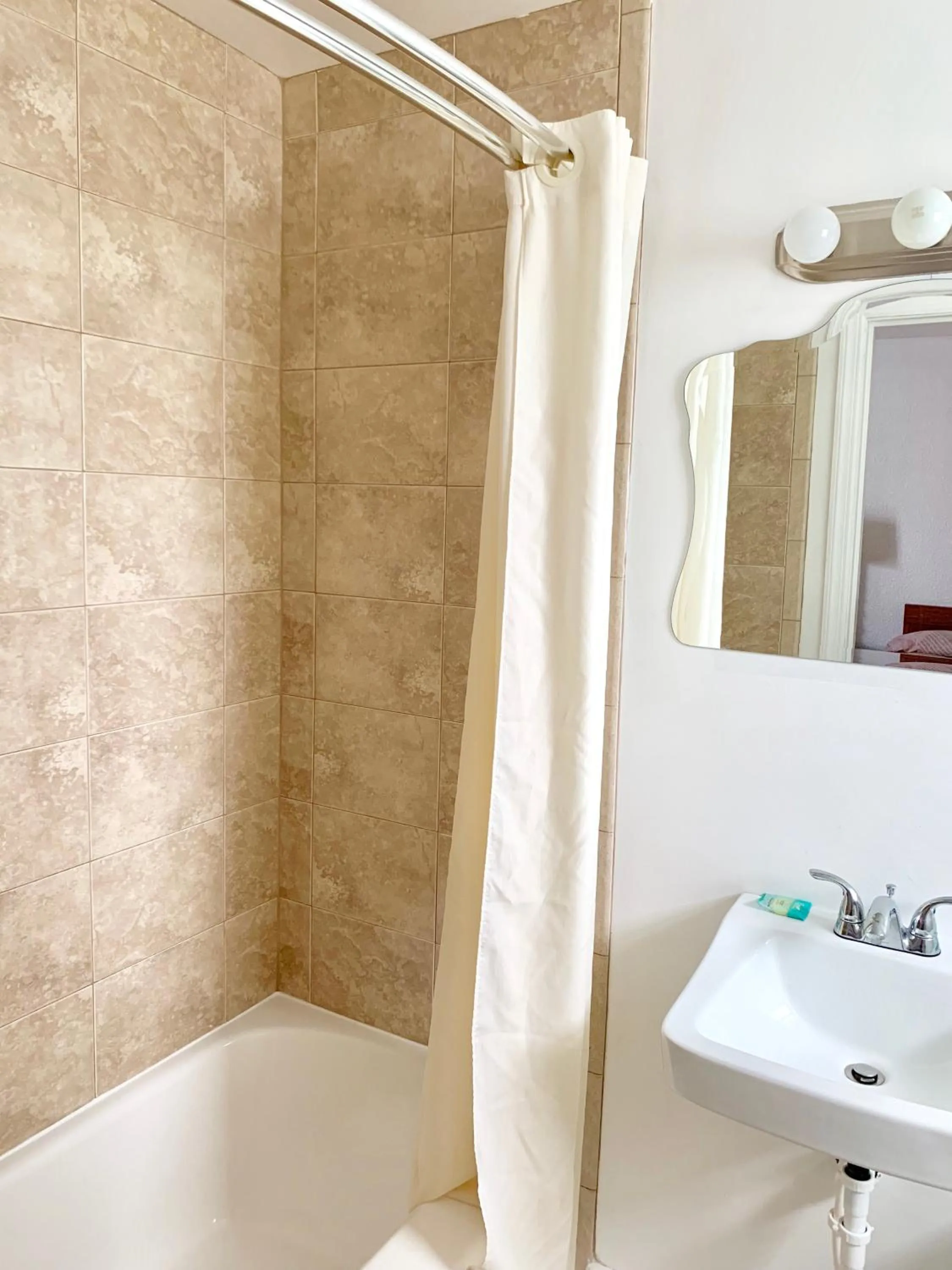 Shower in White Caps Motel