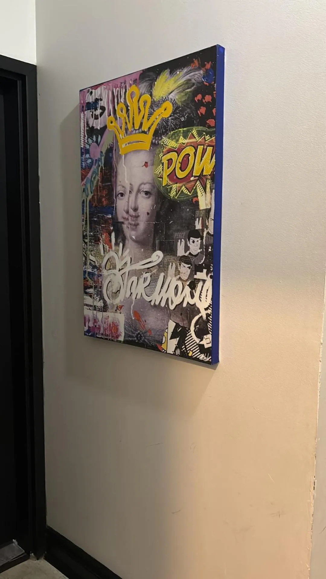 Decorative detail in Palmerston Hotel