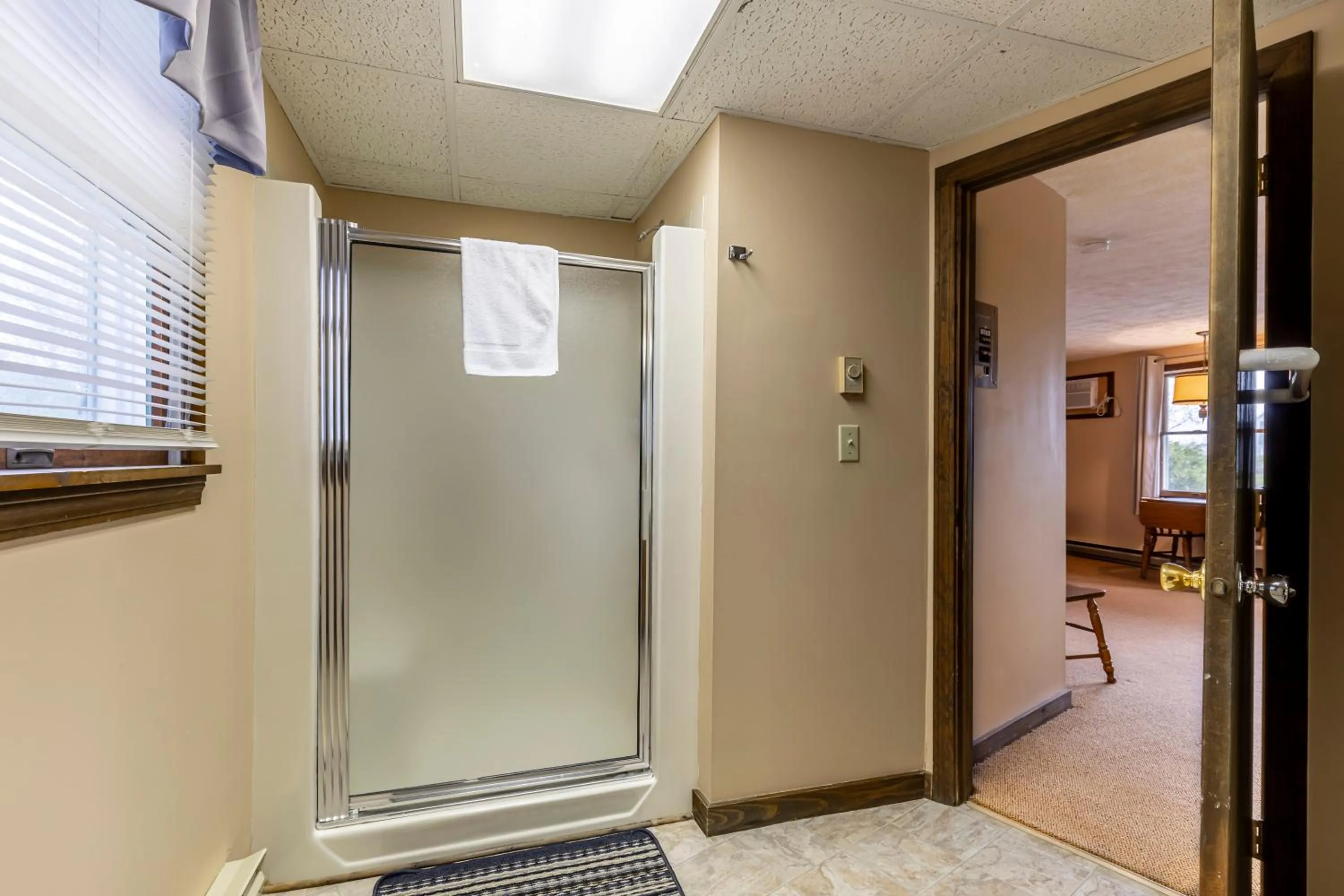 Inn Between the Beaches & Villager