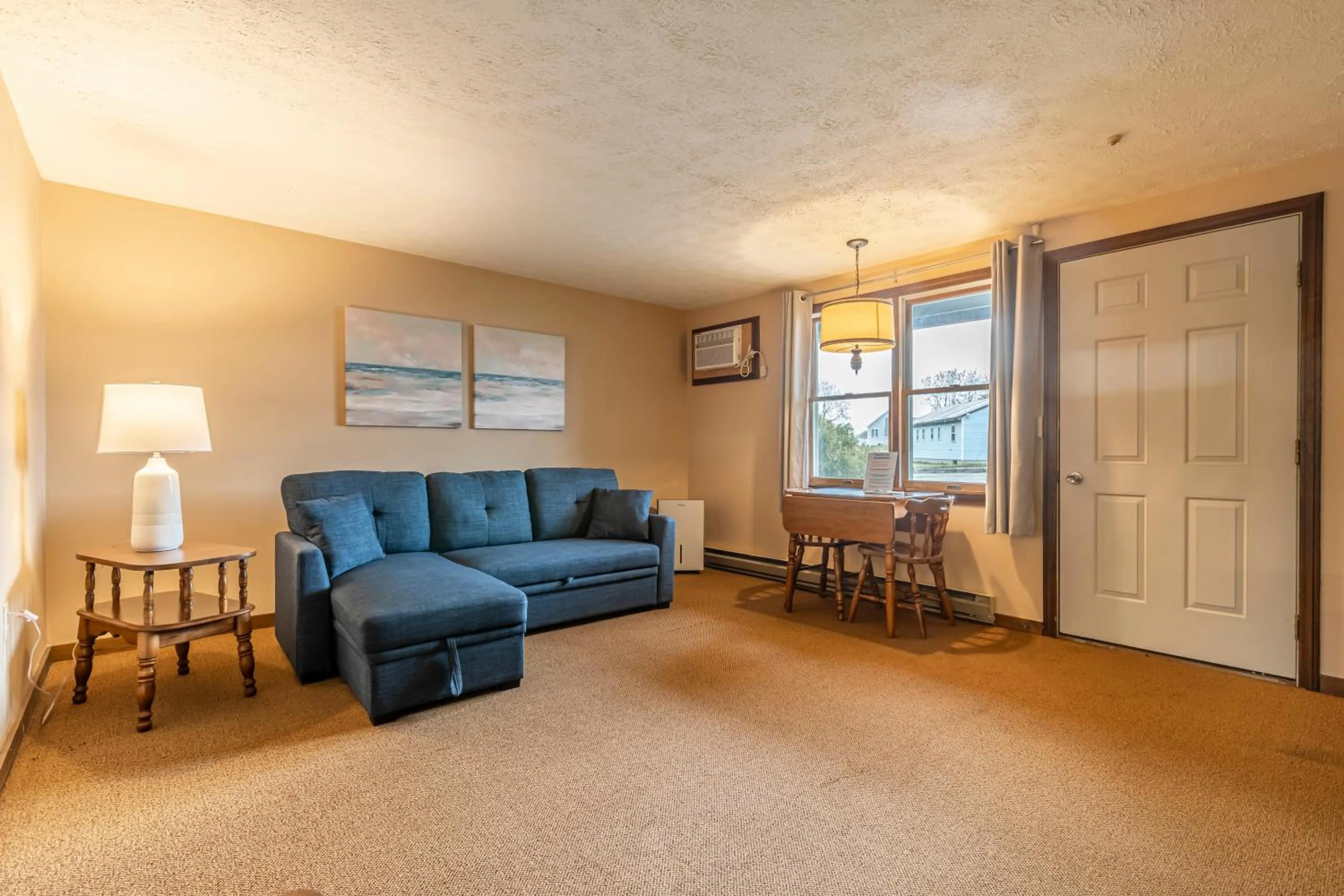 Inn Between the Beaches & Villager