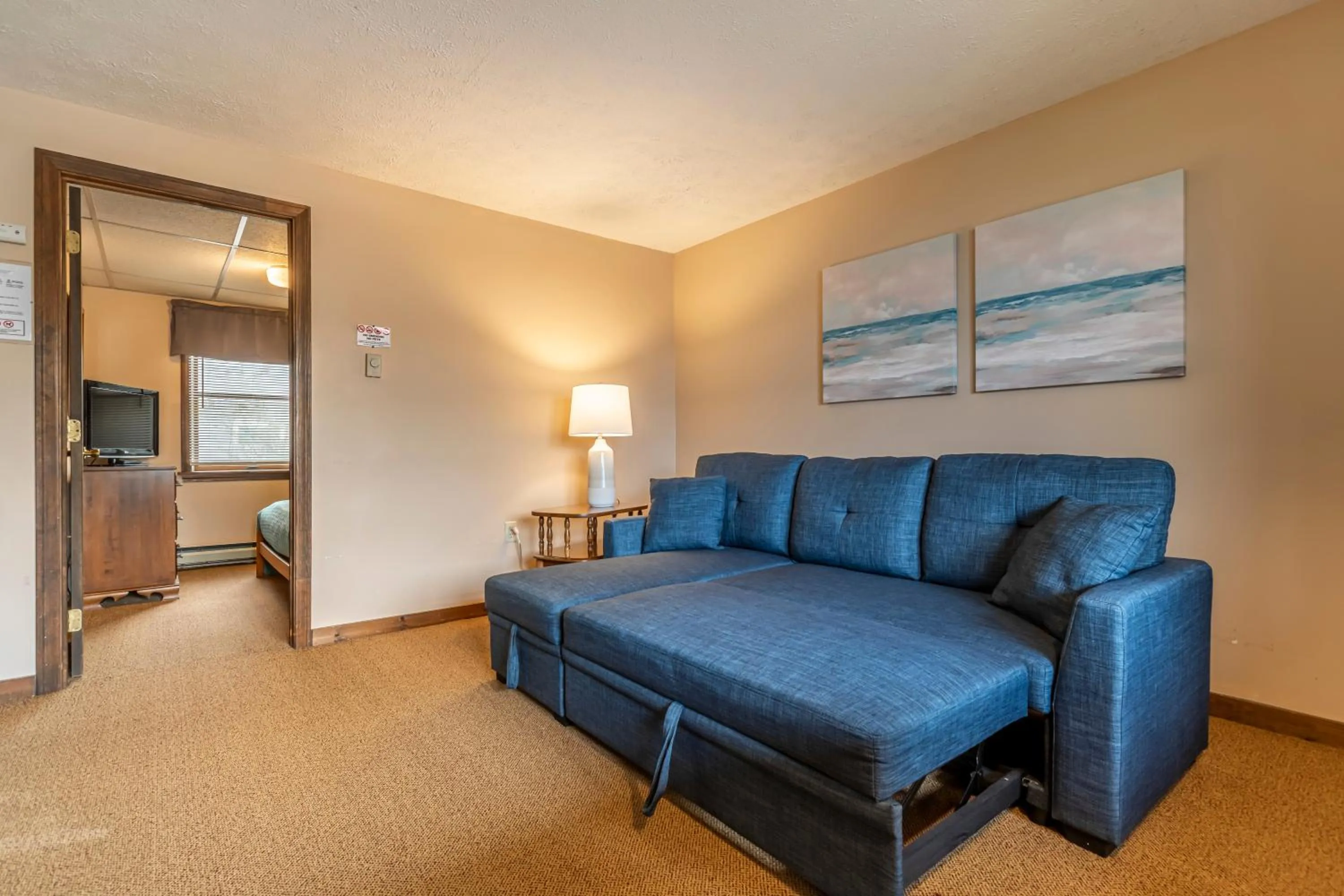 Inn Between the Beaches & Villager