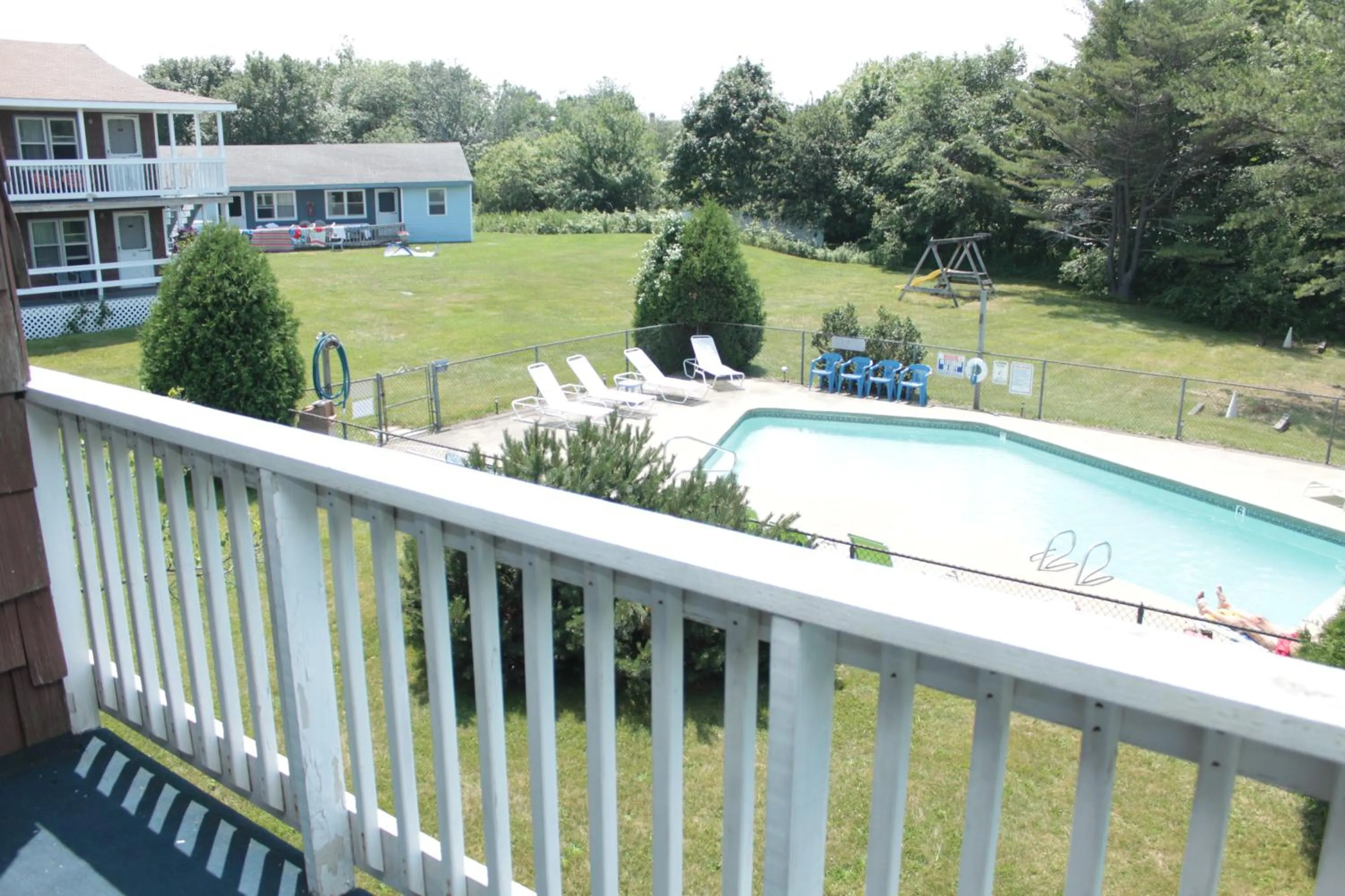 Day in Inn Between the Beaches & Villager