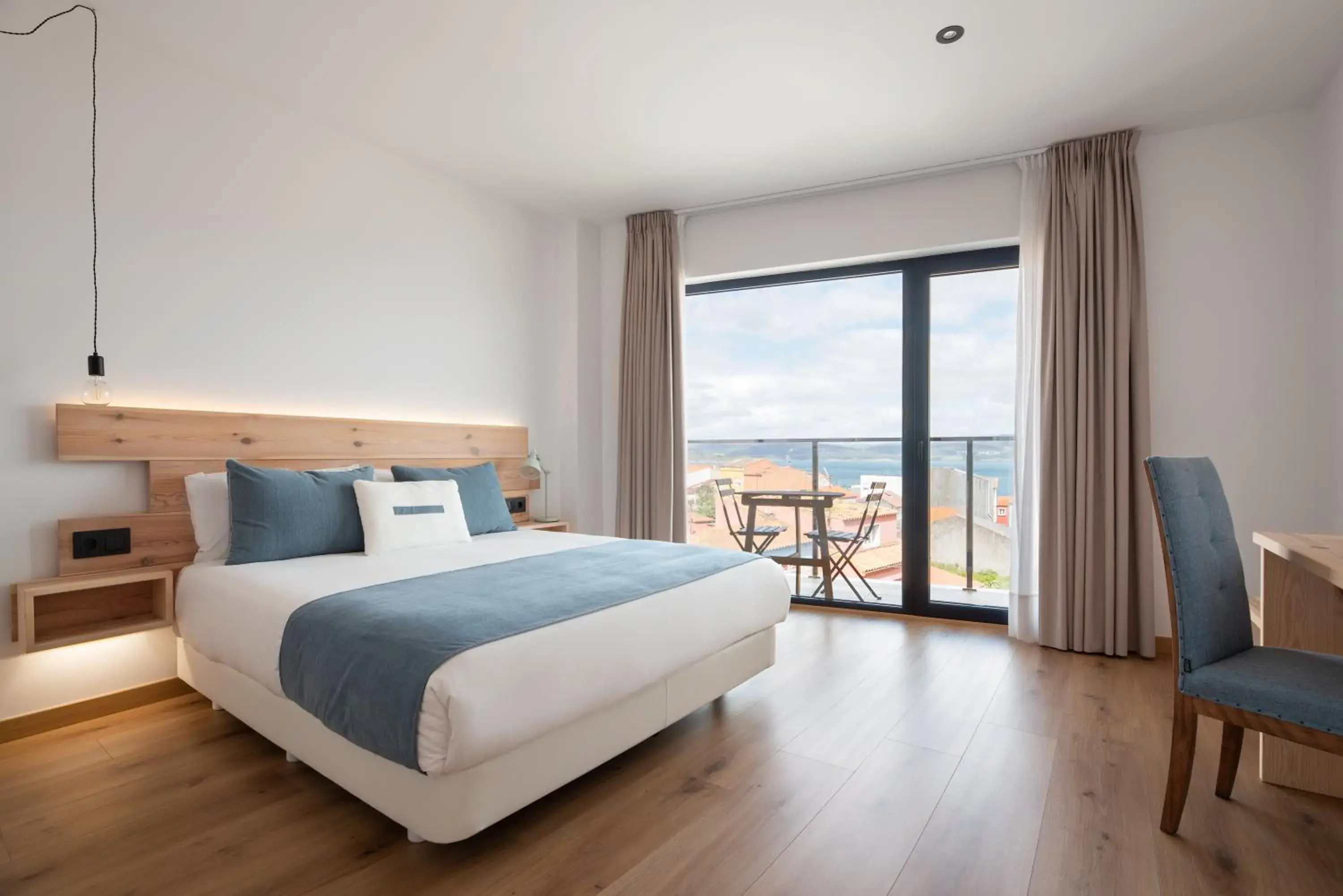 Superior Double or Twin Room with Sea View in Hotel Costa da Morte Superior Double or Twin Room with Sea View in Hotel Costa da Morte