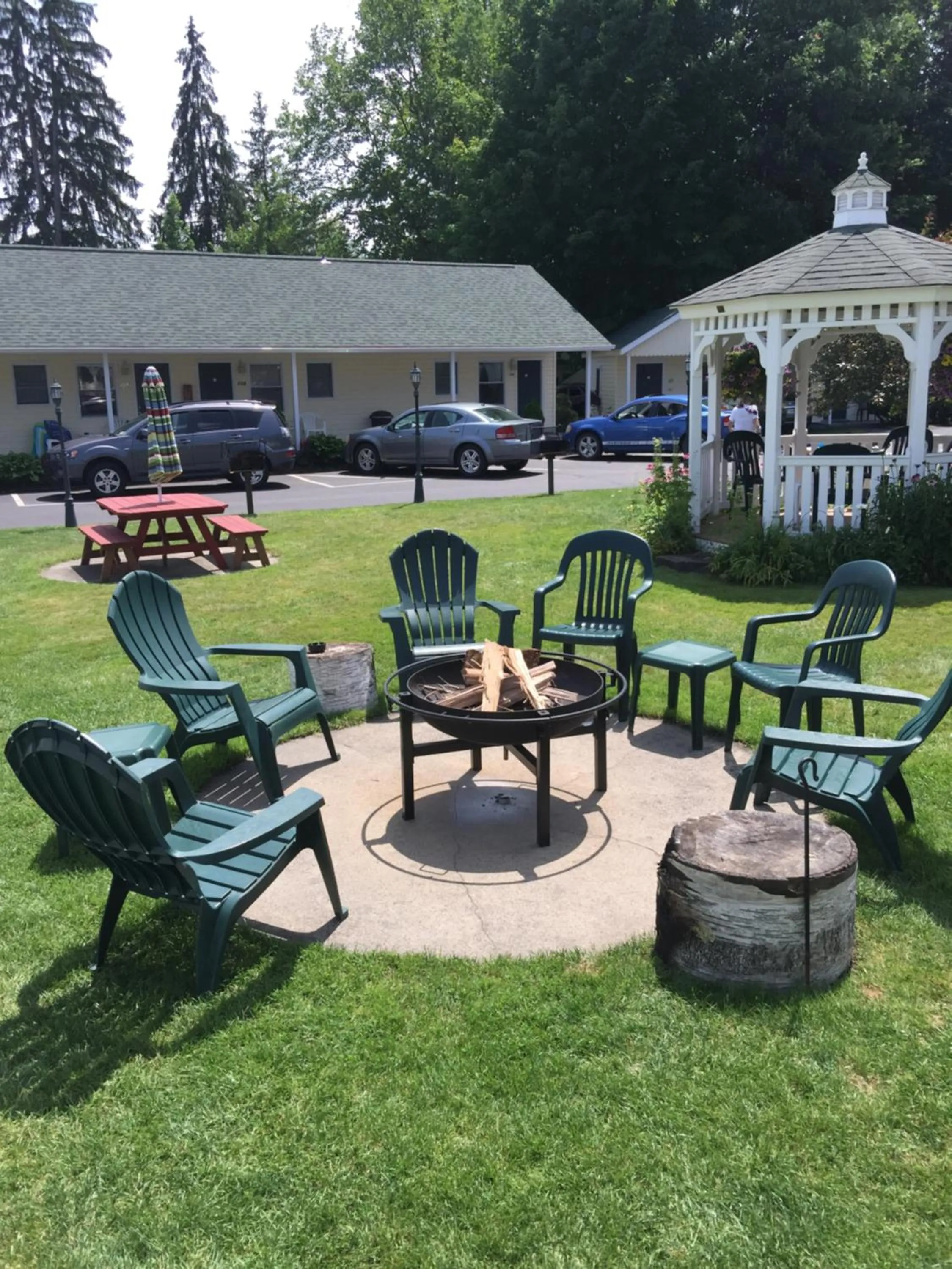 BBQ facilities in The Heritage of Lake George