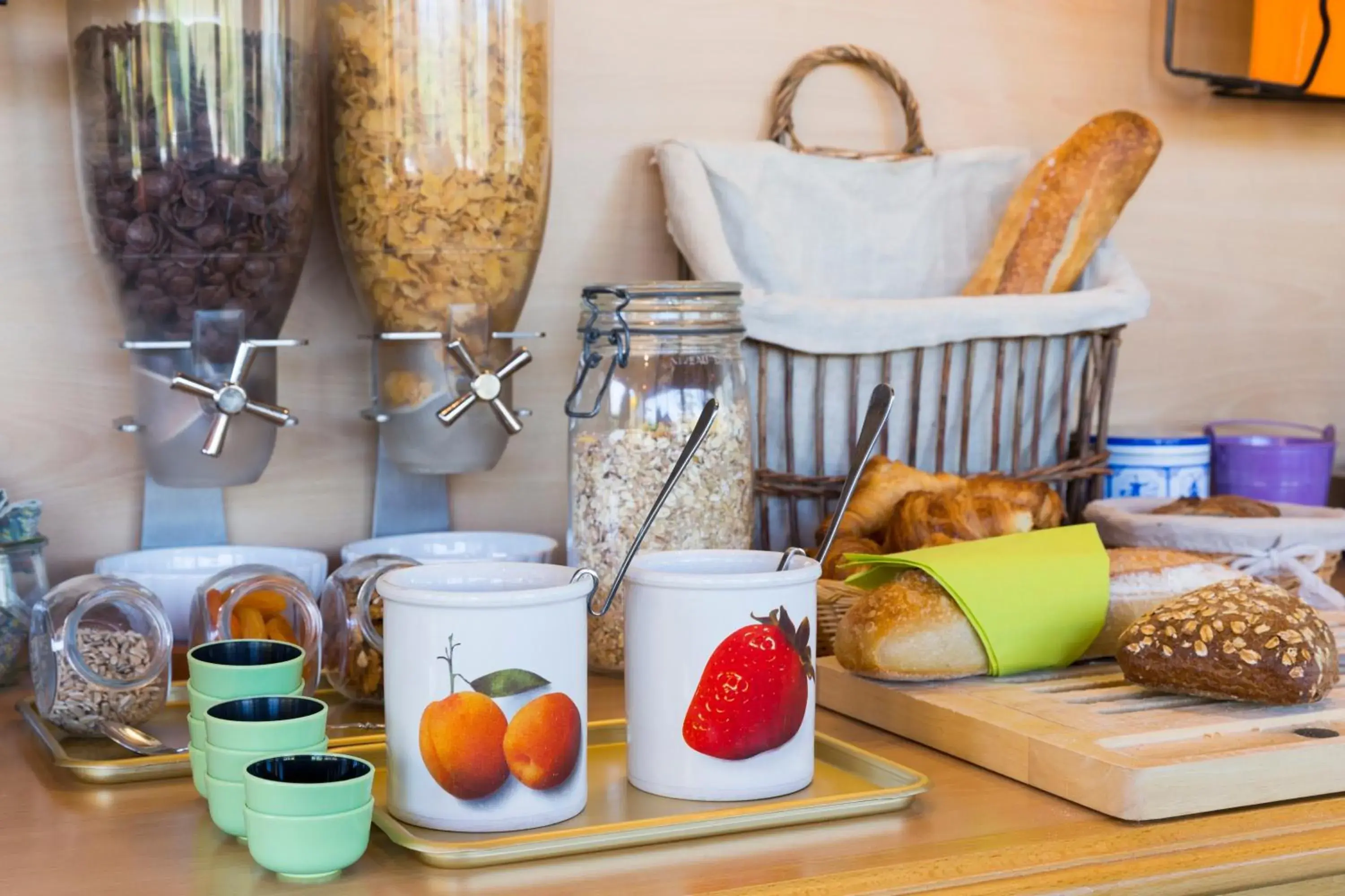 Continental breakfast in The Originals City, Hôtel Rey du Mont Sion, Saint-Julien-en-Genevois Sud Continental breakfast in The Originals City, Hôtel Rey du Mont Sion, Saint-Julien-en-Genevois Sud