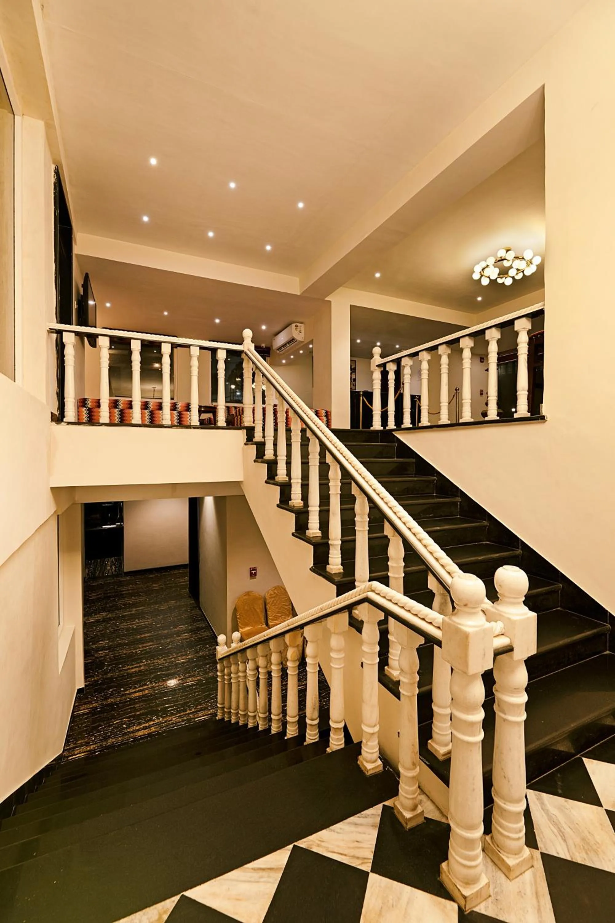 Area and facilities in EllBee Mussoorie Hills