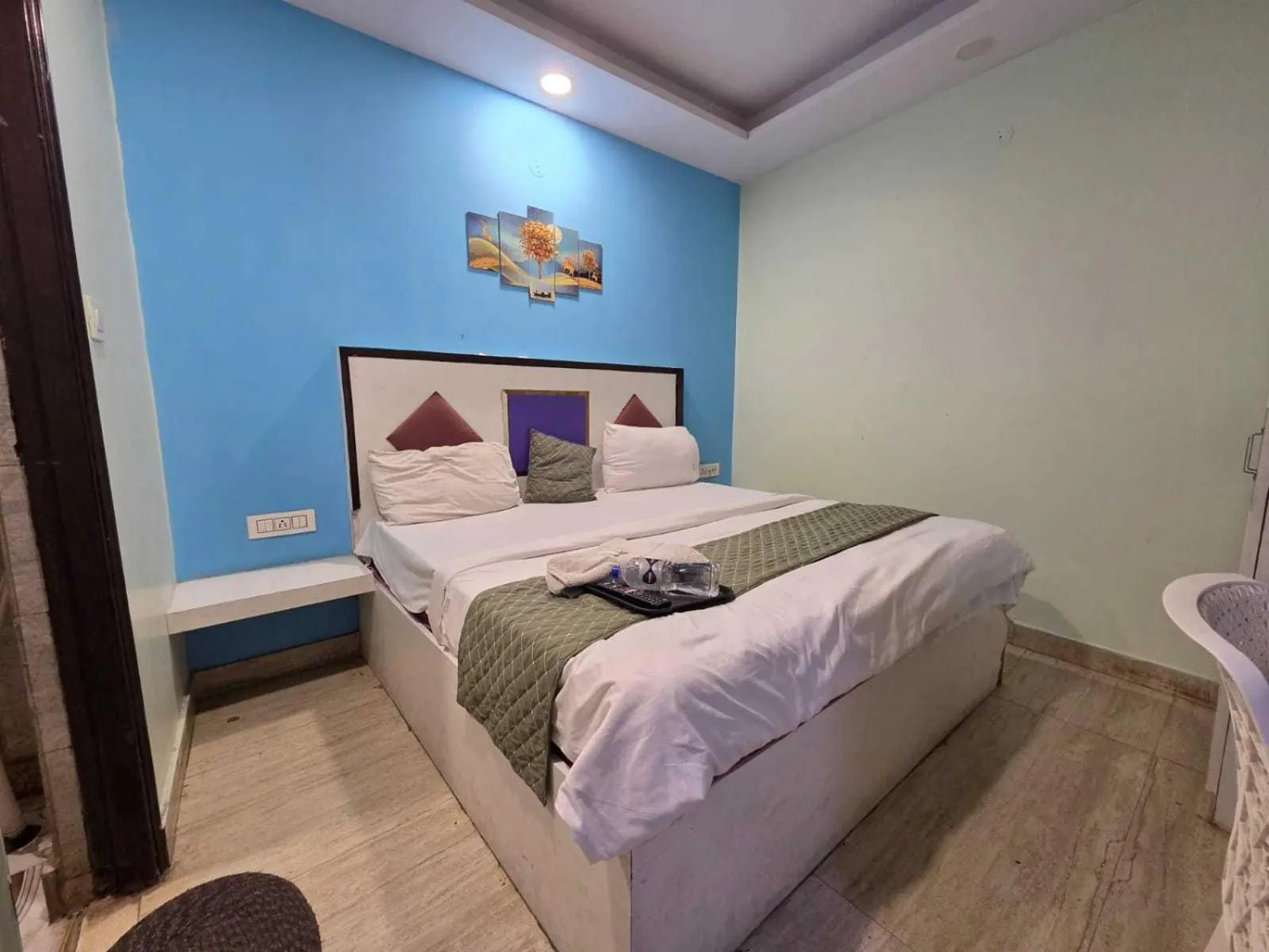 Bedroom, Bed in Hotel O Nangloi Railway Station Formerly Chahal Guest House