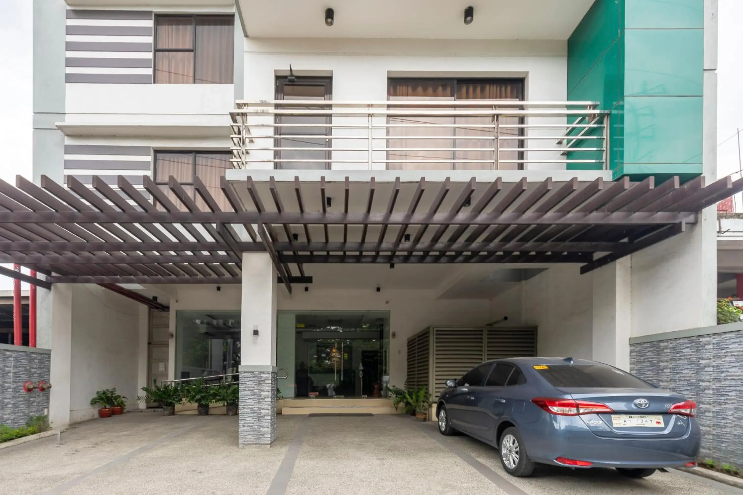 Facade/entrance in Yellowbell Hotel Facade/entrance in Yellowbell Hotel