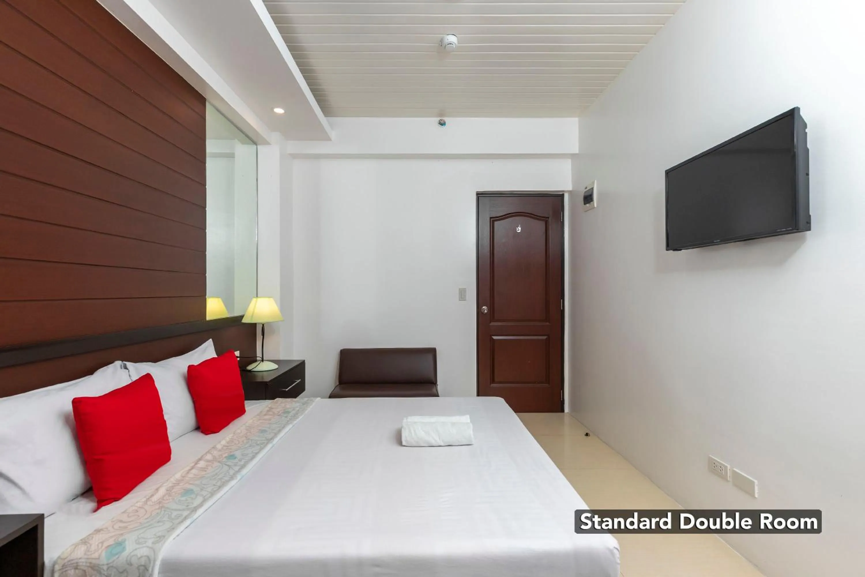 Bed in Yellowbell Hotel